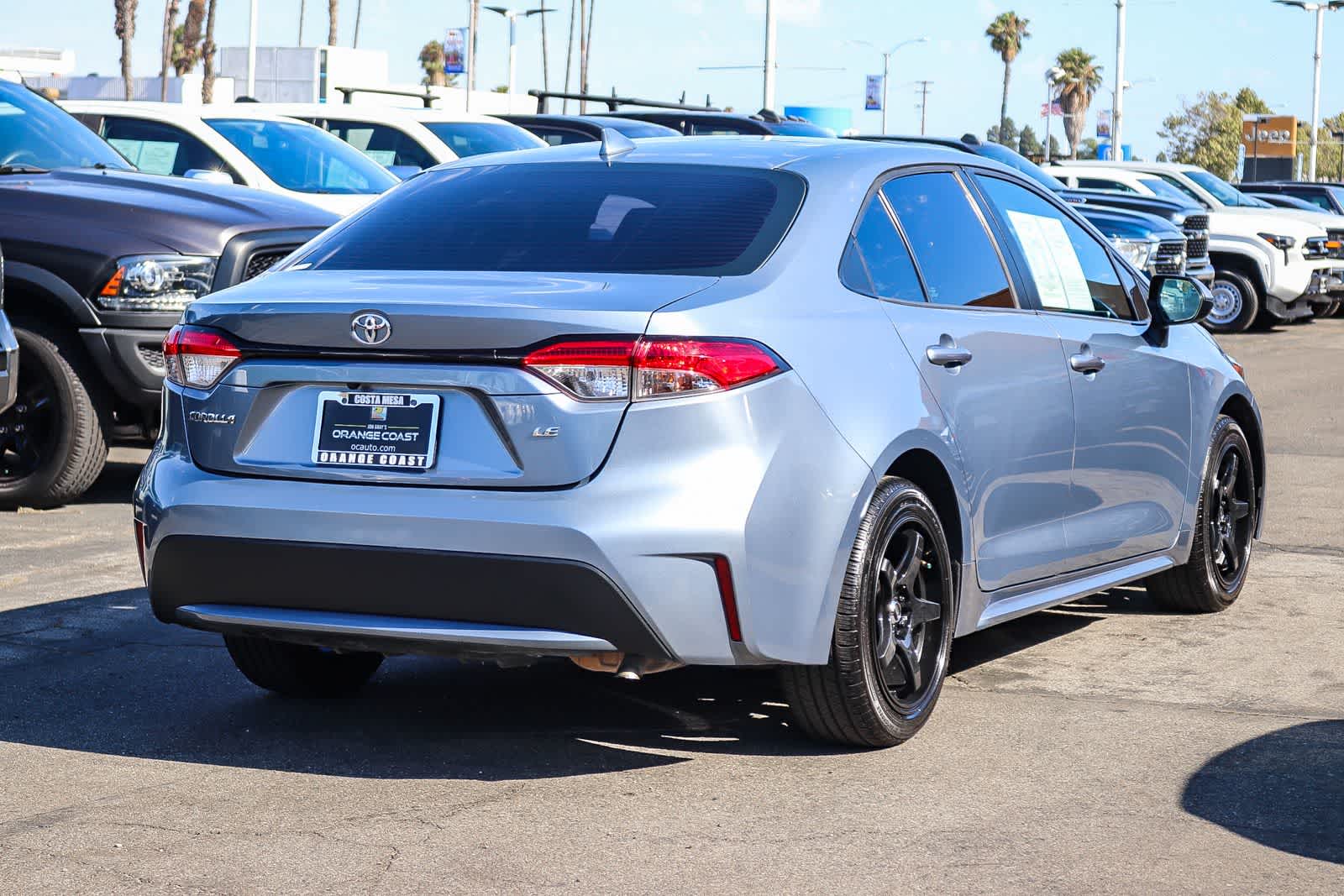 Thumbnail: 2022 Toyota Corolla - 3