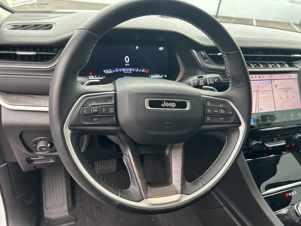 Thumbnail: 2022 Jeep Grand Cherokee - 23