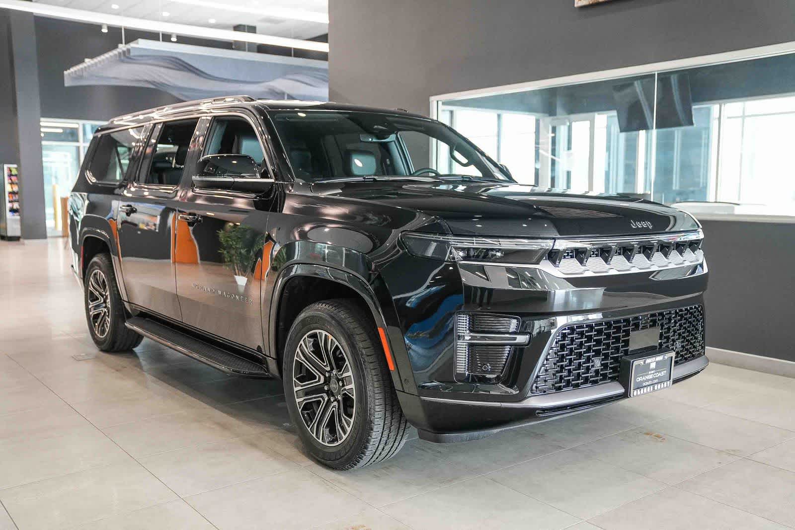 Thumbnail: 2026 Jeep Grand Wagoneer L - 3