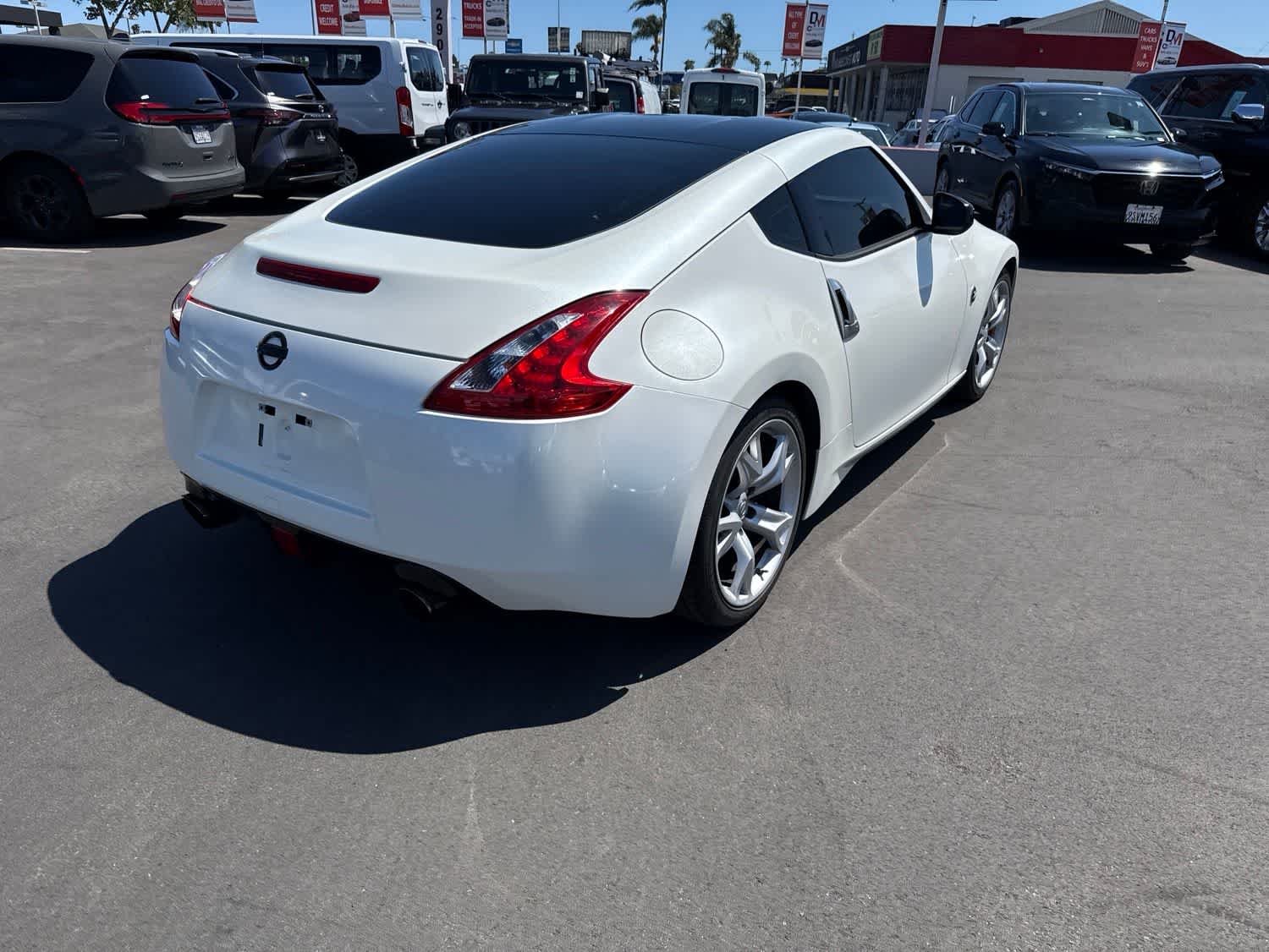 Thumbnail: 2013 Nissan Z - 18