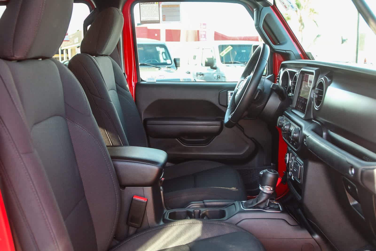 Thumbnail: 2022 Jeep Gladiator - 18