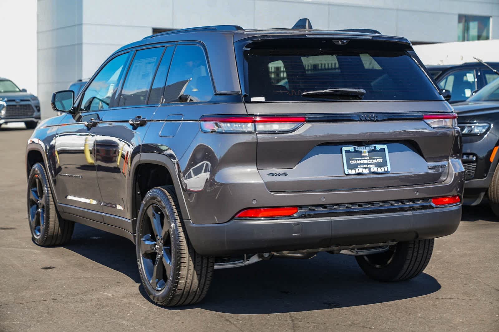 Thumbnail: 2025 Jeep Grand Cherokee - 6