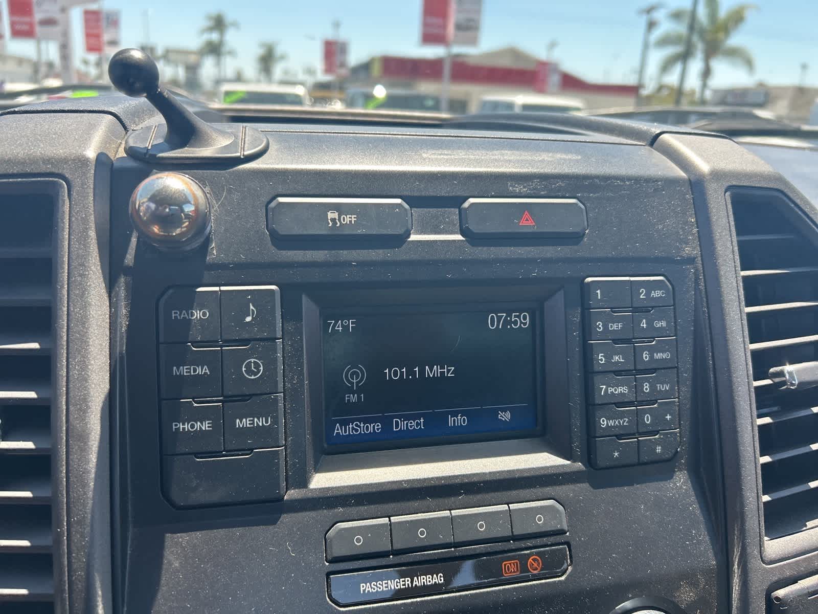 Thumbnail: 2019 Ford F-550 - 35