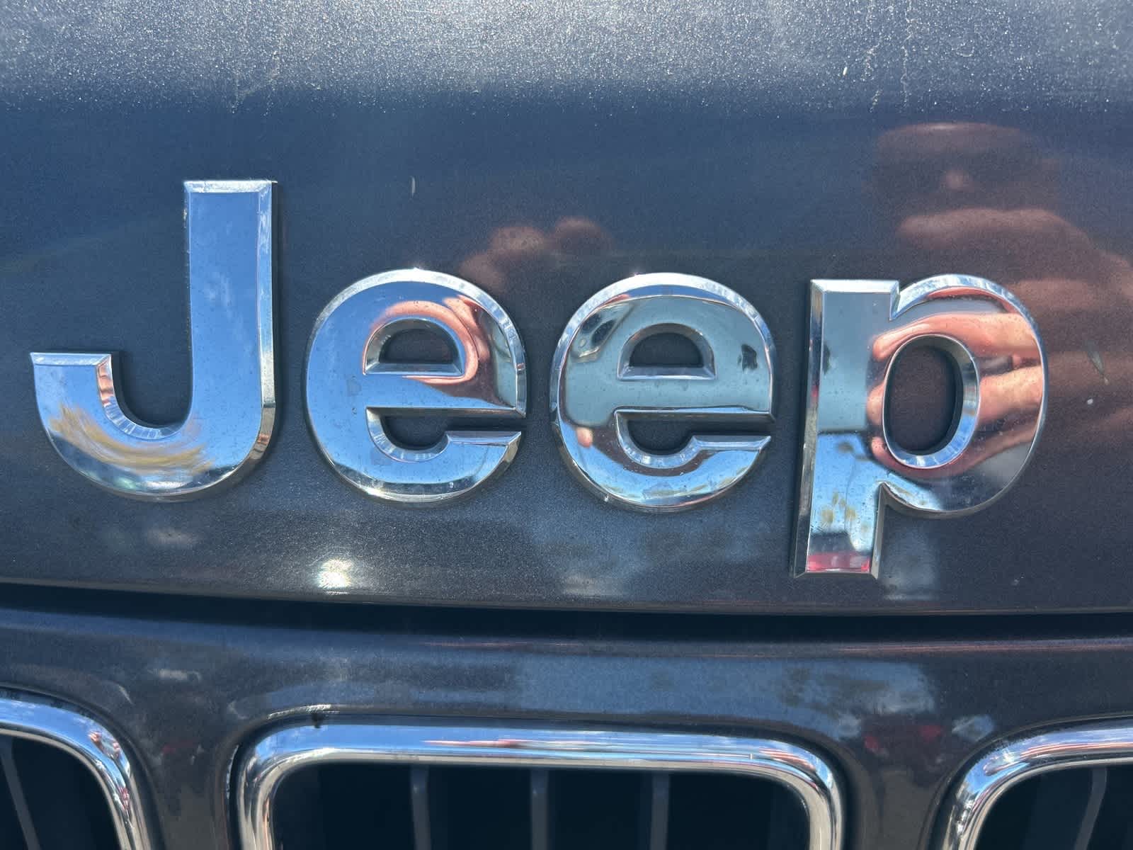 Thumbnail: 2015 Jeep Grand Cherokee - 11