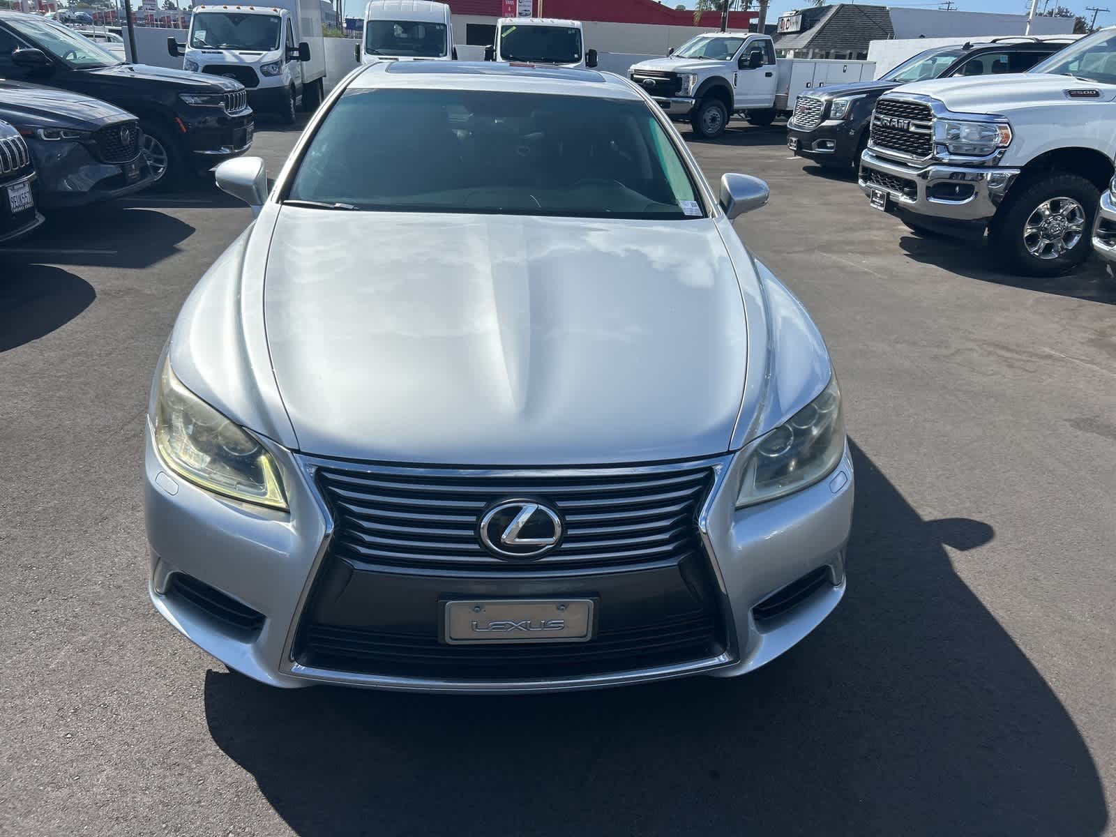 Thumbnail: 2013 Lexus LS - 7