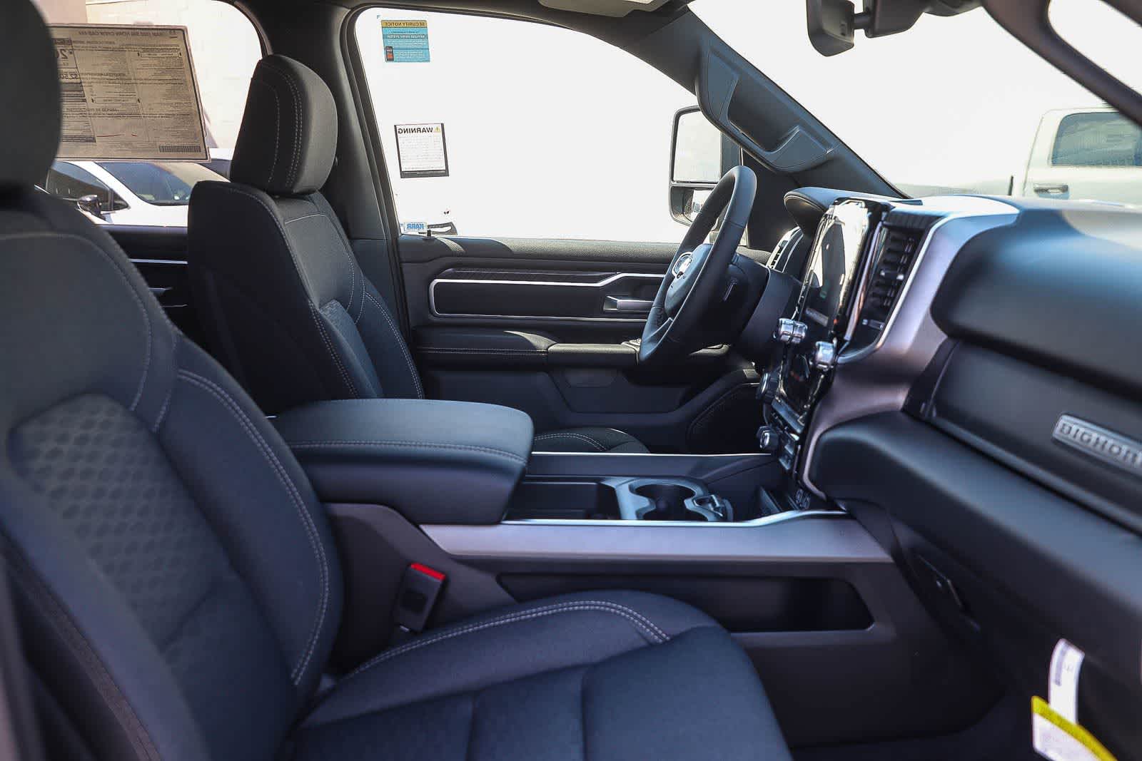 Thumbnail: 2026 RAM 1500 - 17