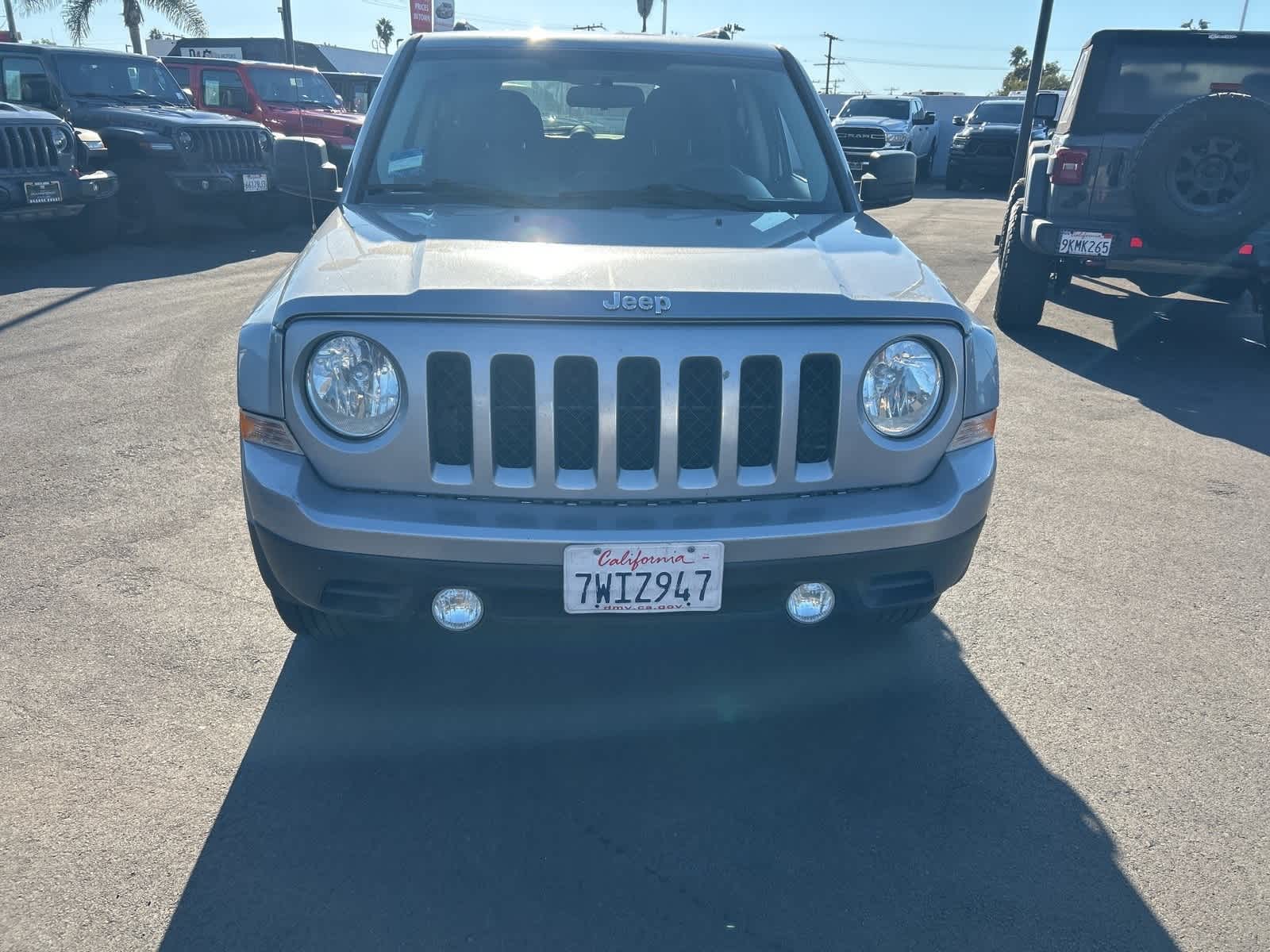 Thumbnail: 2015 Jeep Patriot - 8