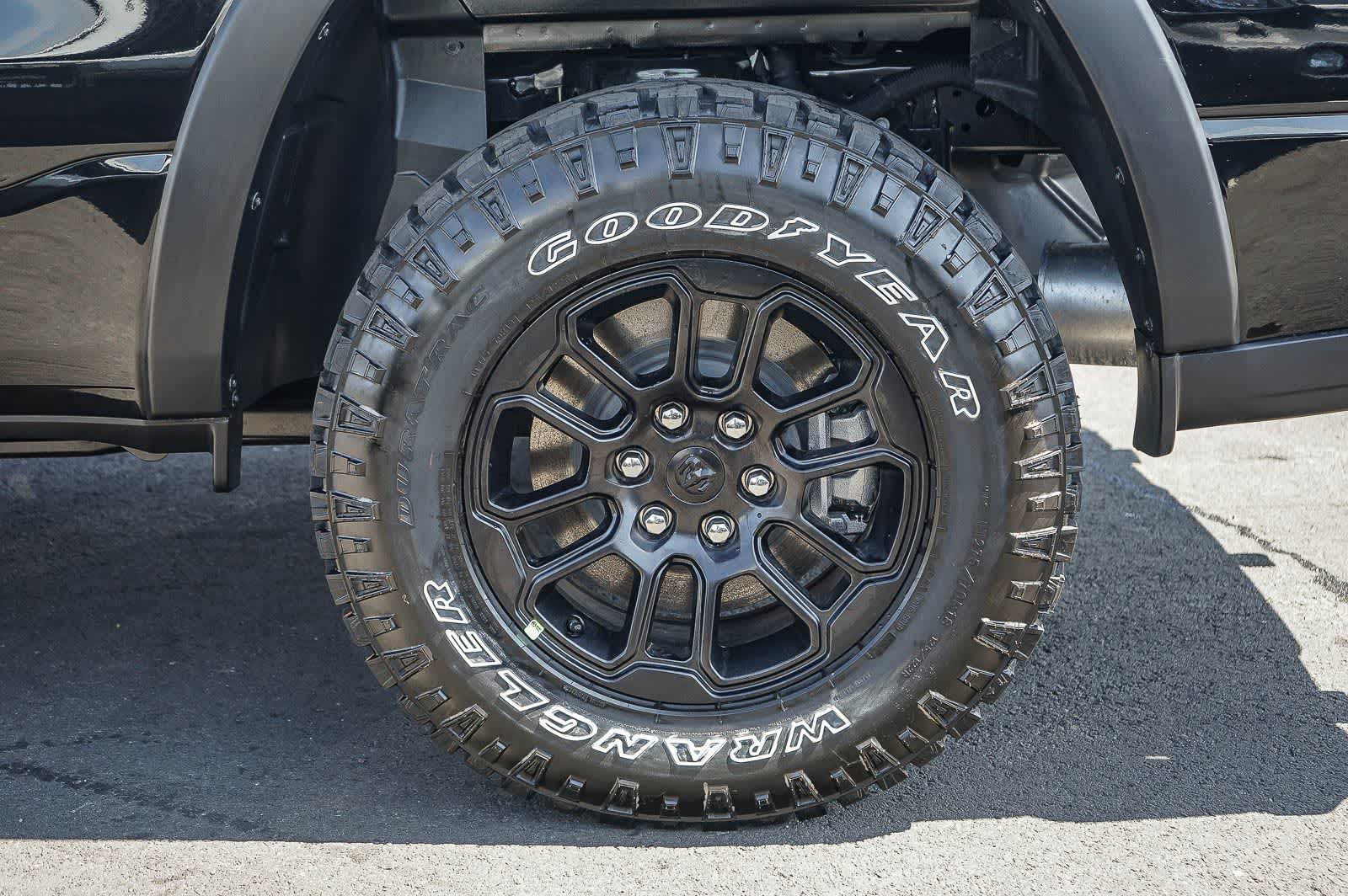 Thumbnail: 2026 RAM 1500 - 10