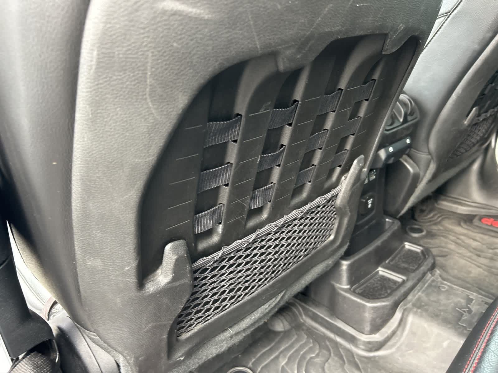 Thumbnail: 2019 Jeep Wrangler - 34
