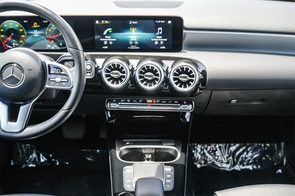 Thumbnail: 2022 Mercedes-Benz A-Class - 12