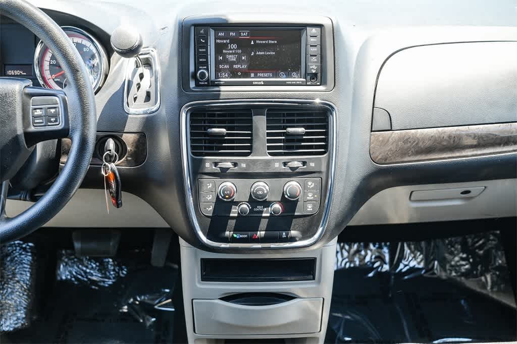 Thumbnail: 2019 Dodge Grand Caravan - 12