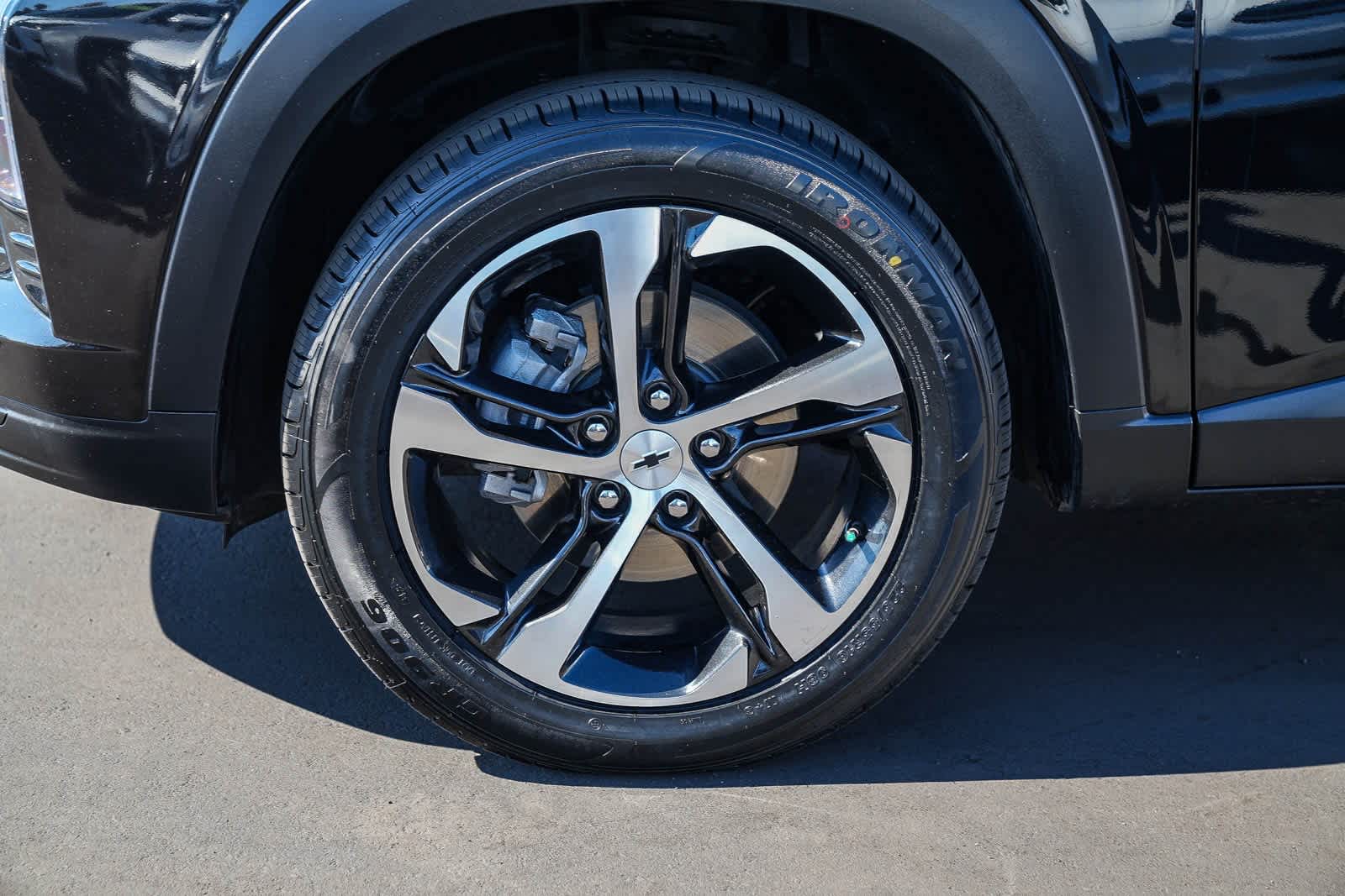 Thumbnail: 2024 Chevrolet Trax - 9