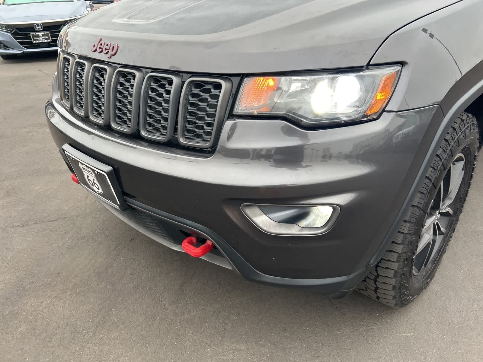 Thumbnail: 2017 Jeep Grand Cherokee - 11