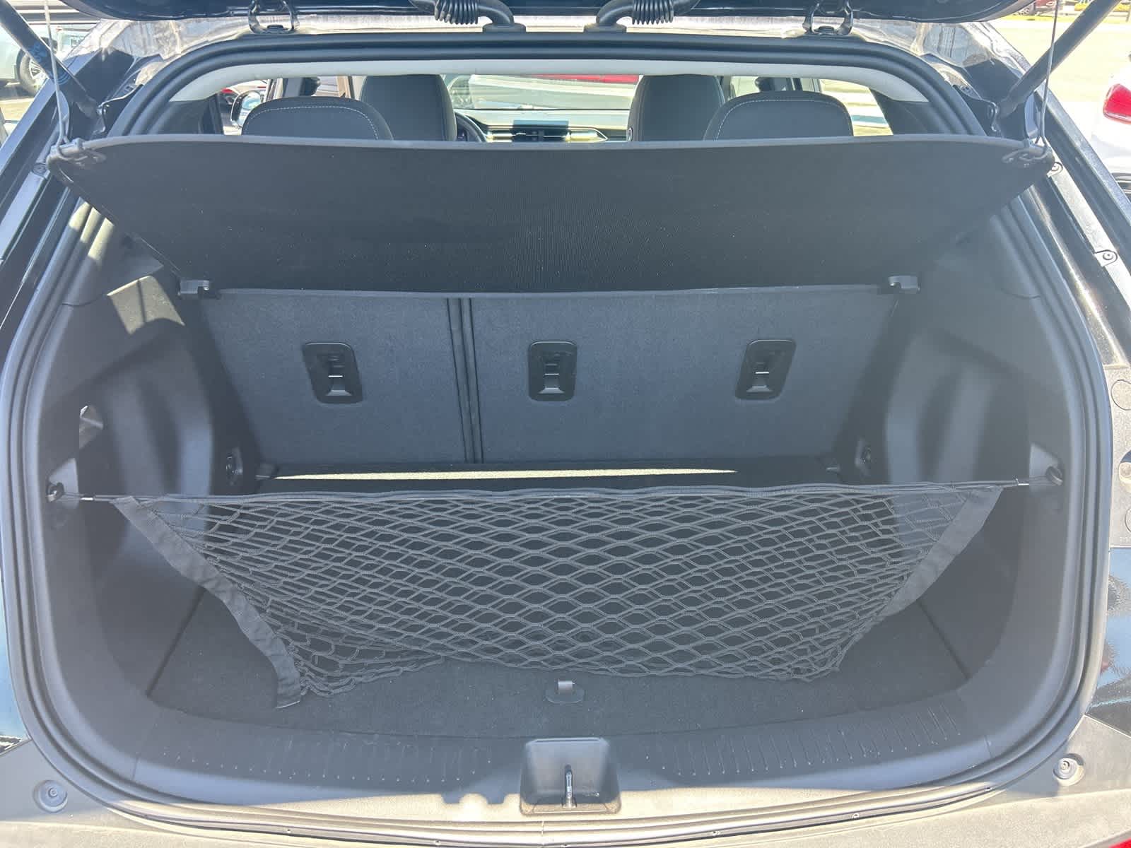 Thumbnail: 2022 Chevrolet Bolt EUV - 25