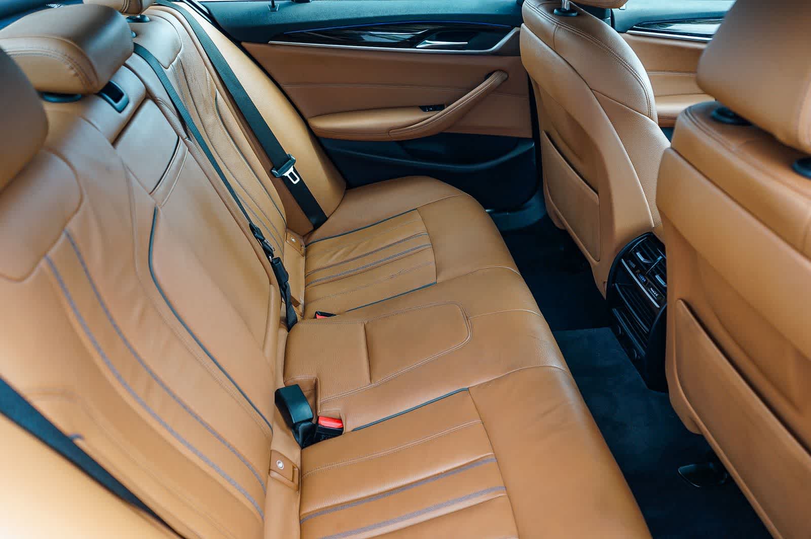 Thumbnail: 2019 BMW 5 Series - 16