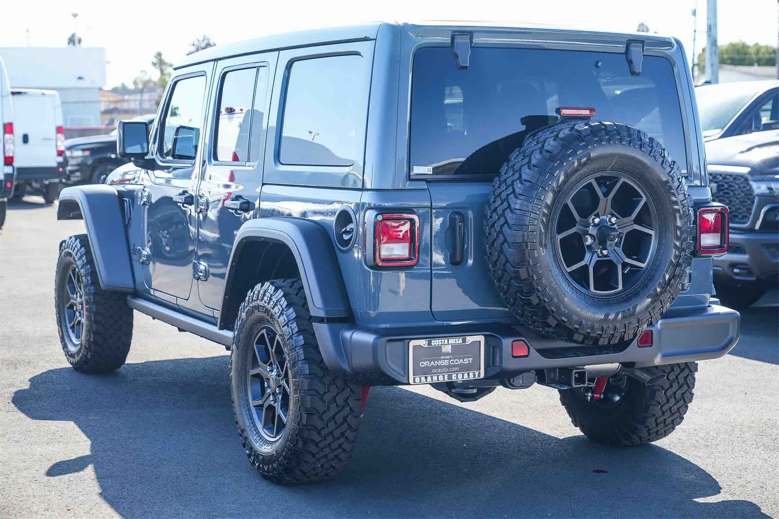 Thumbnail: 2026 Jeep Wrangler - 6