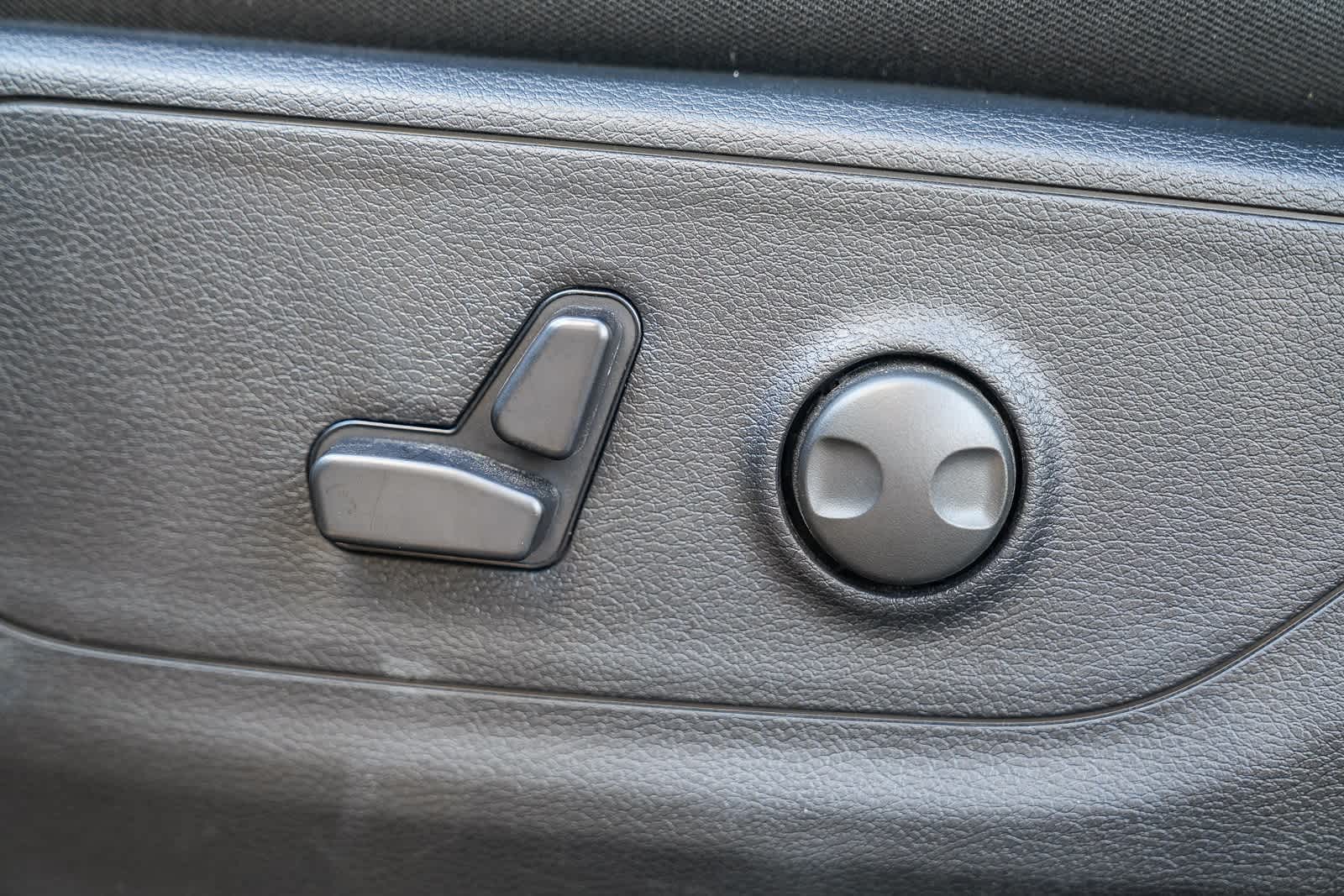 Thumbnail: 2026 RAM 1500 - 22