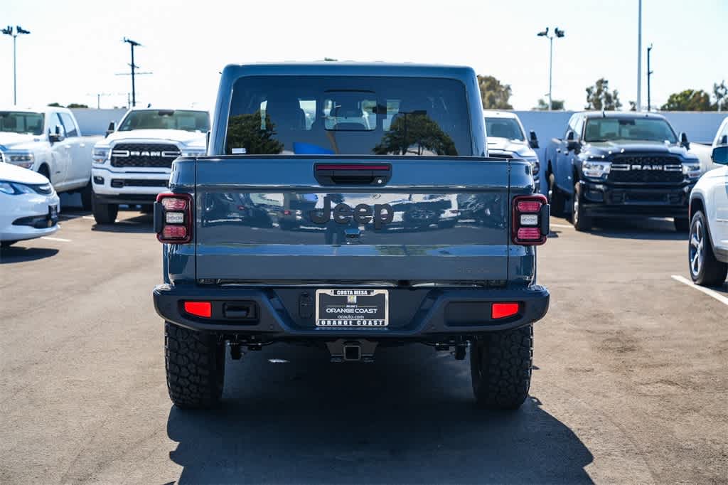 Thumbnail: 2025 Jeep Gladiator - 5