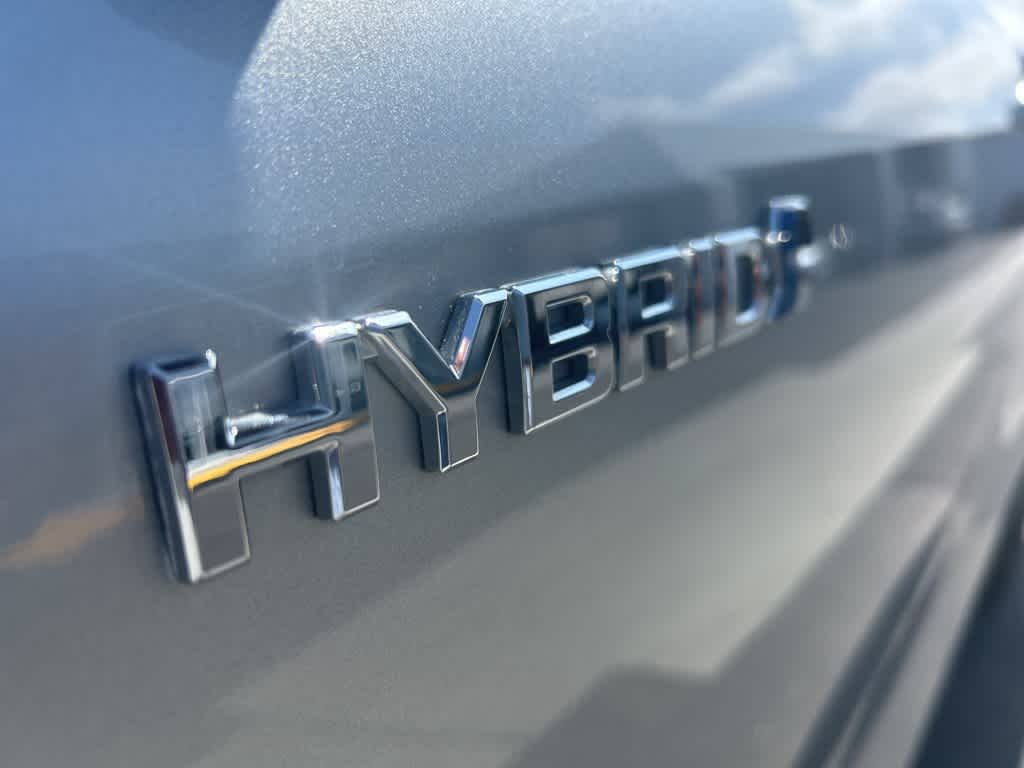 Thumbnail: 2021 Toyota Highlander - 13