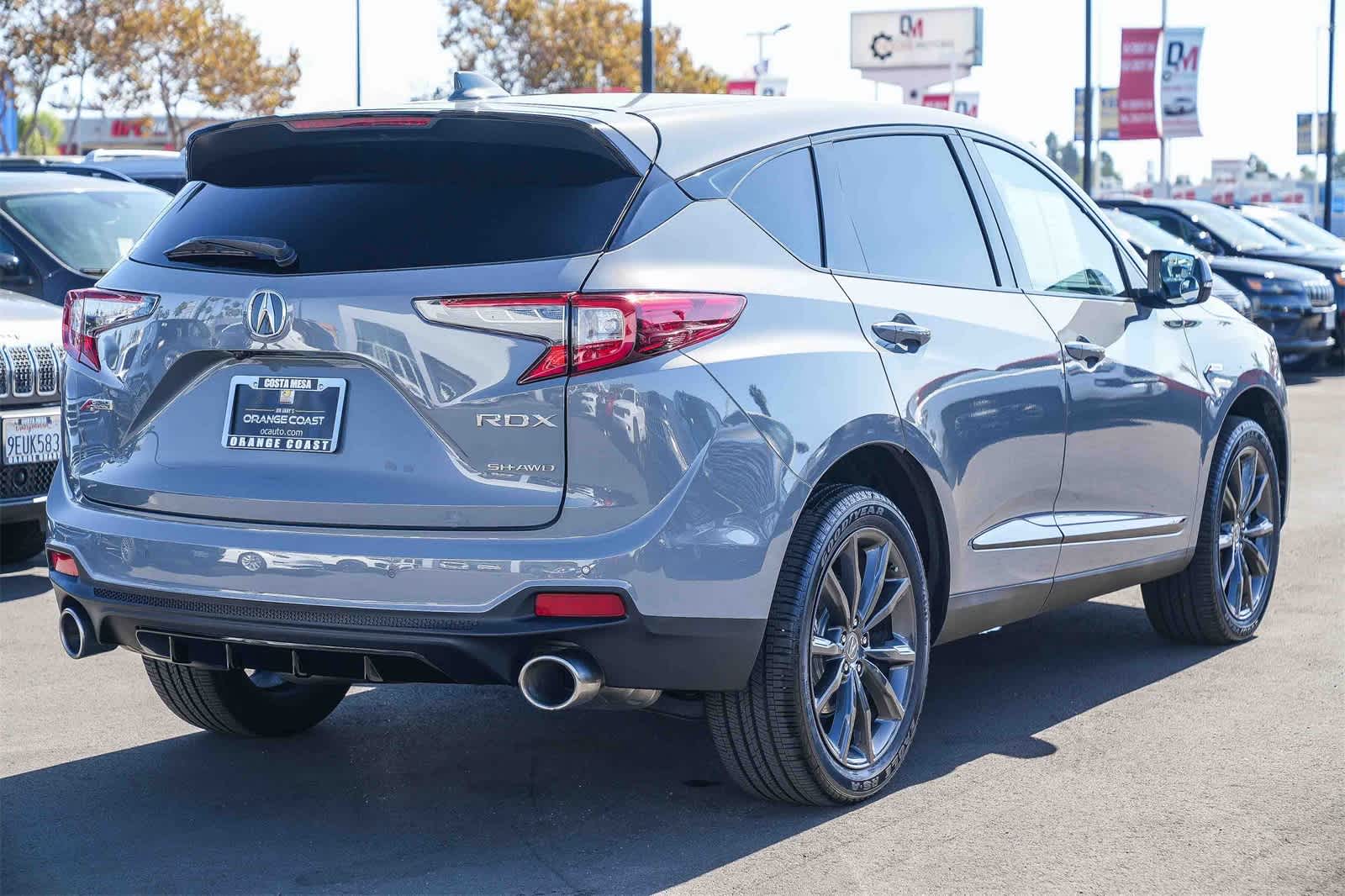 Thumbnail: 2025 Acura RDX - 4