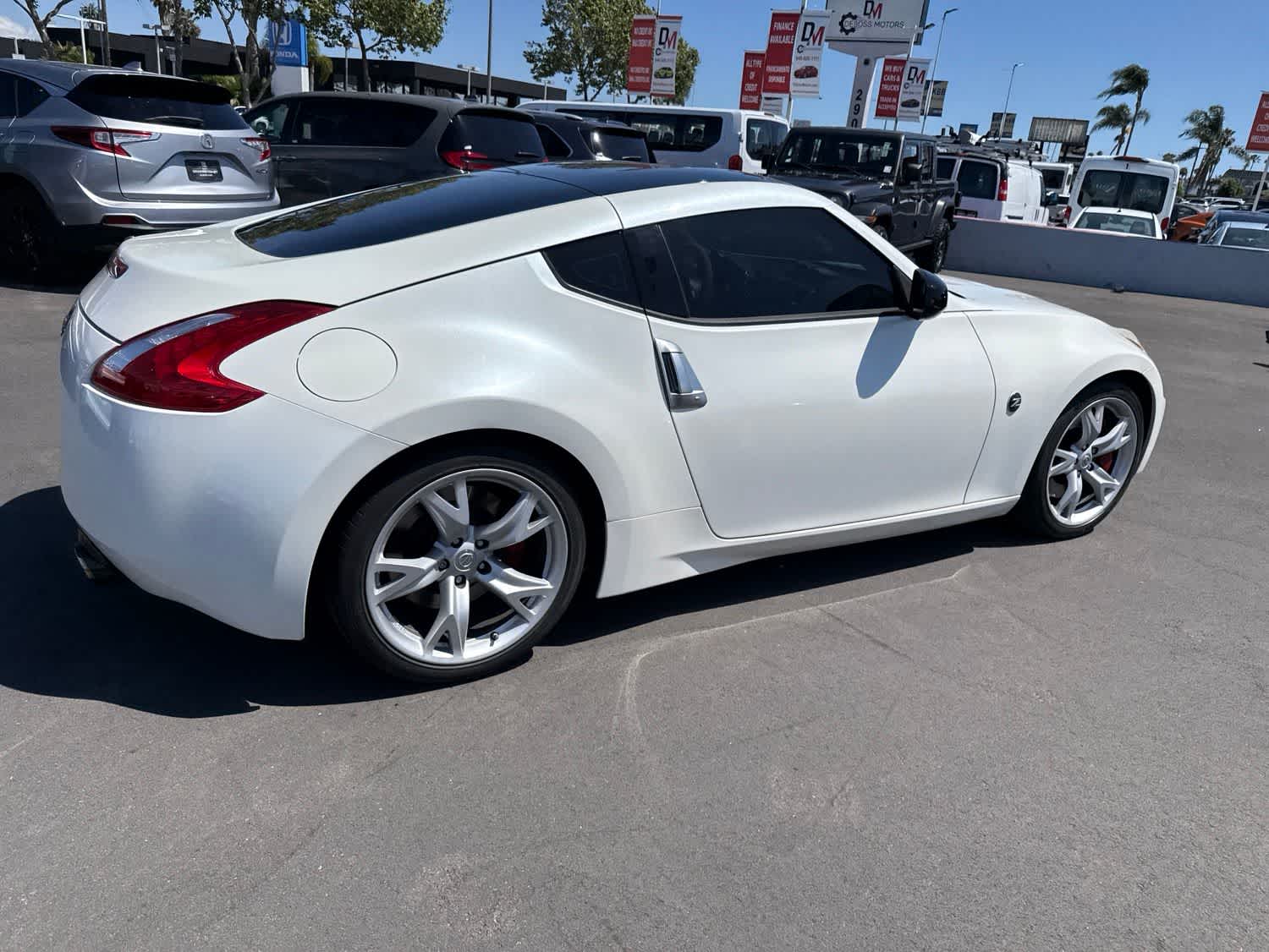 Thumbnail: 2013 Nissan Z - 15