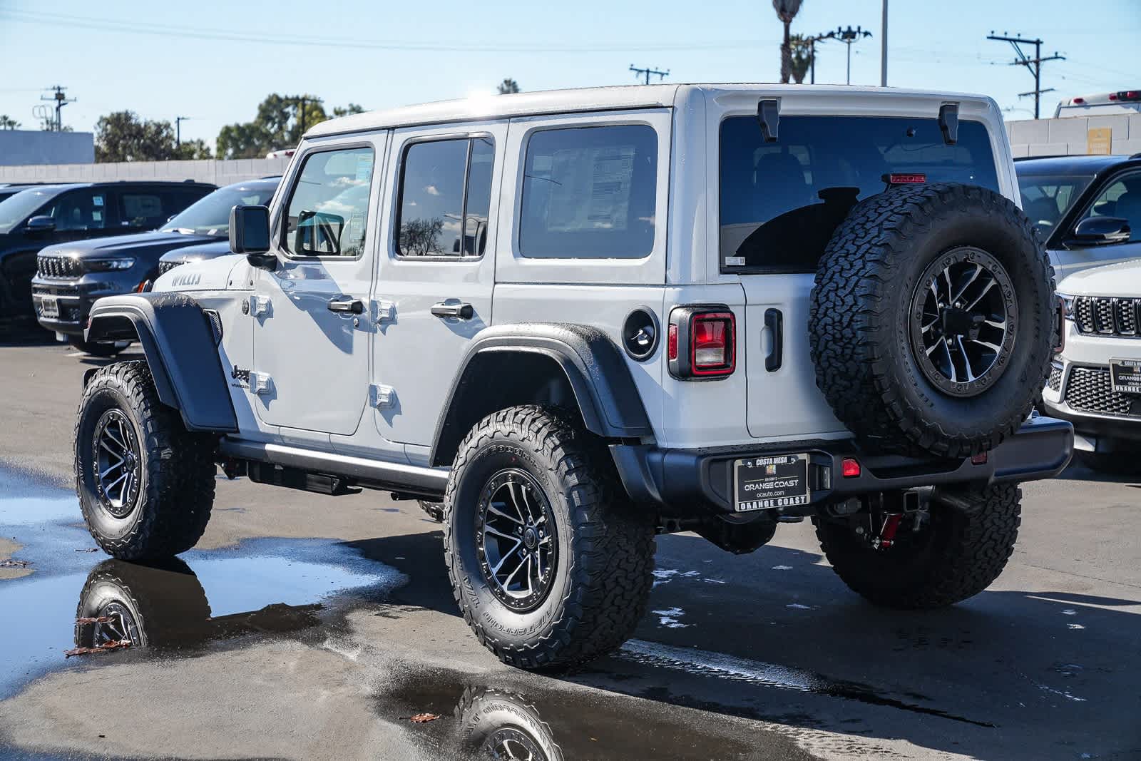 Thumbnail: 2026 Jeep Wrangler - 6