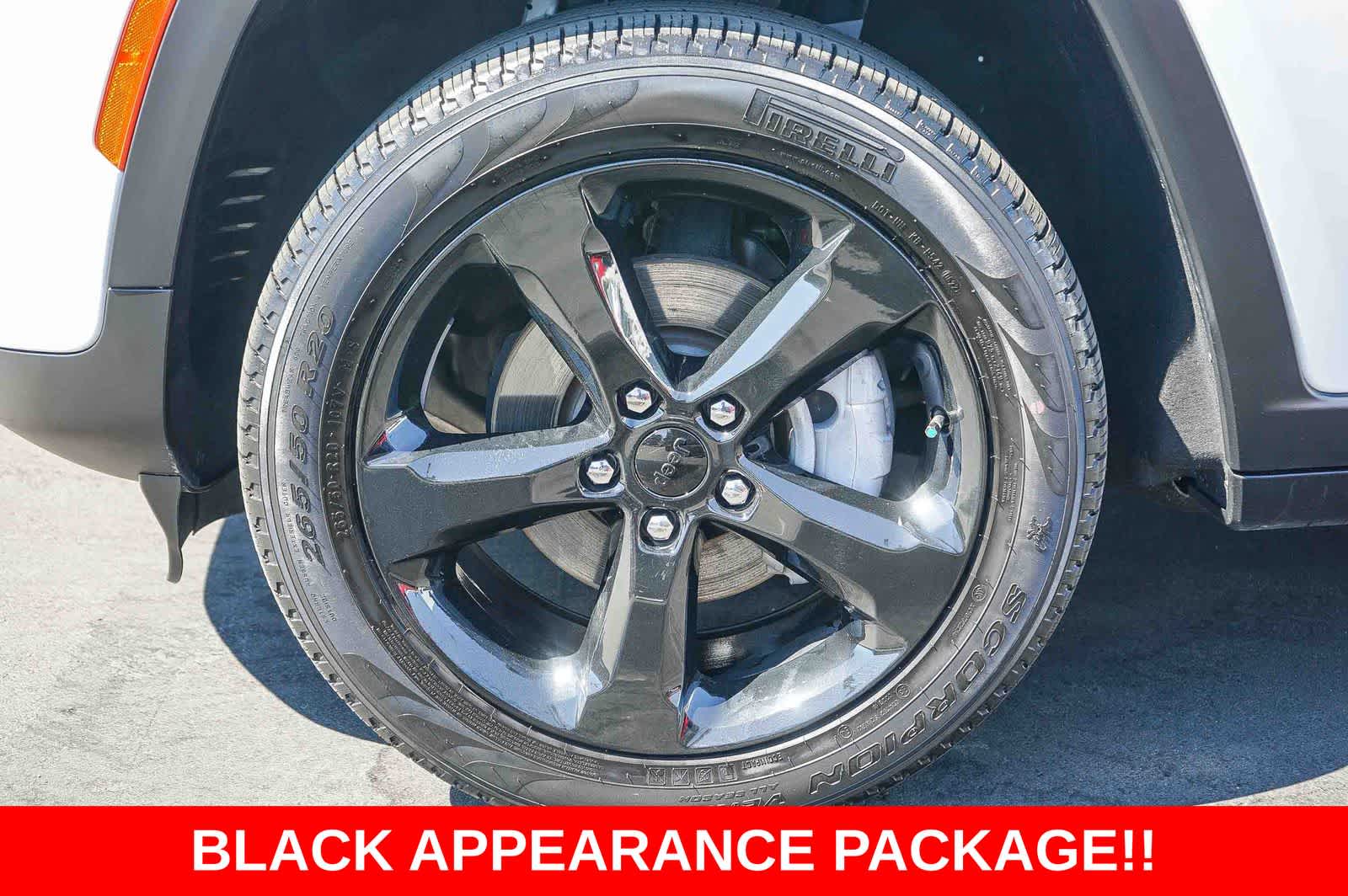 Thumbnail: 2023 Jeep Grand Cherokee - 9