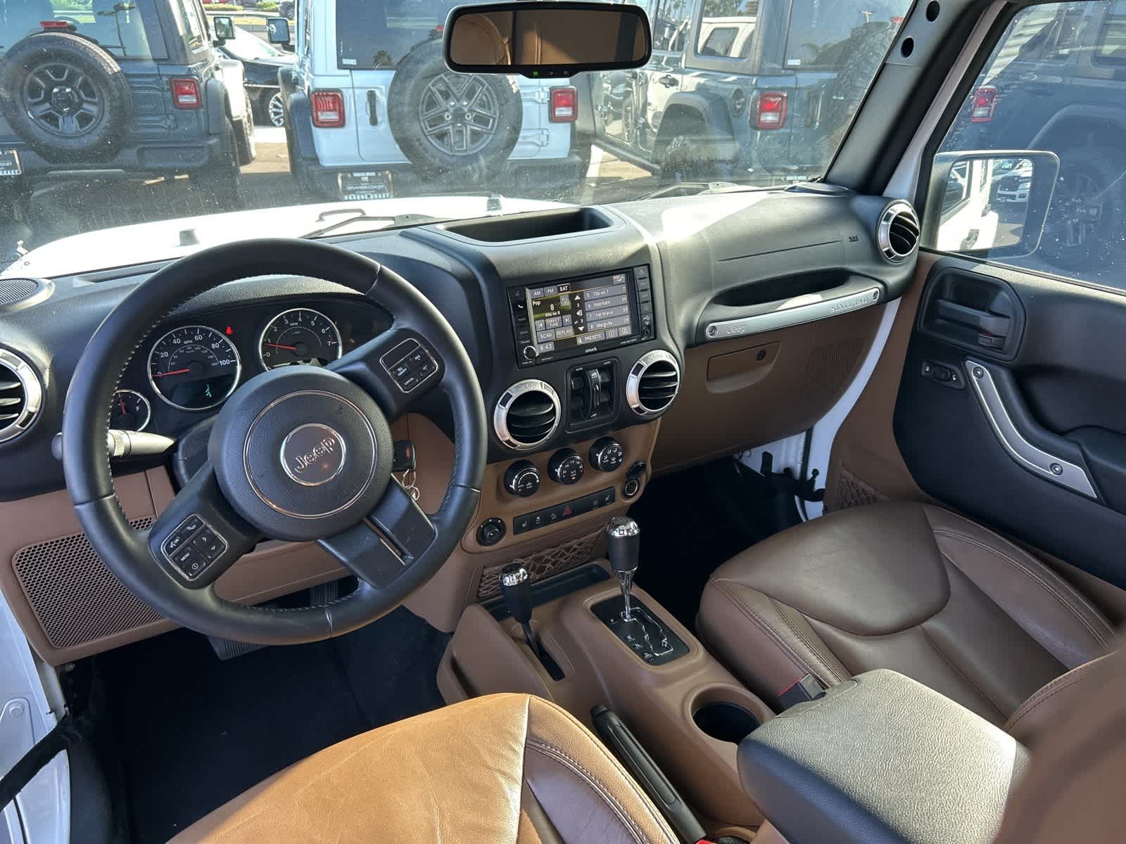 Thumbnail: 2015 Jeep Wrangler - 28