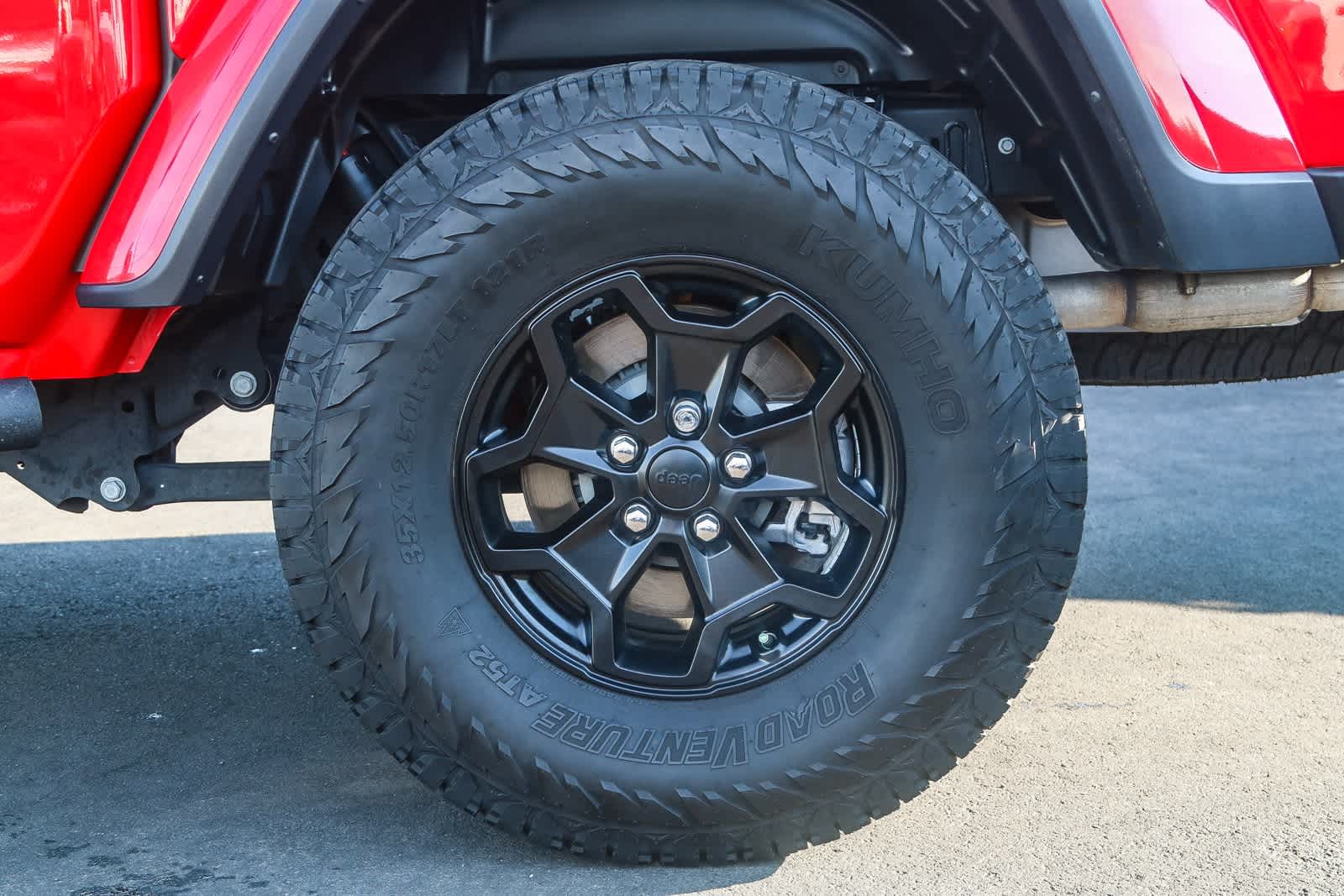 Thumbnail: 2022 Jeep Gladiator - 11