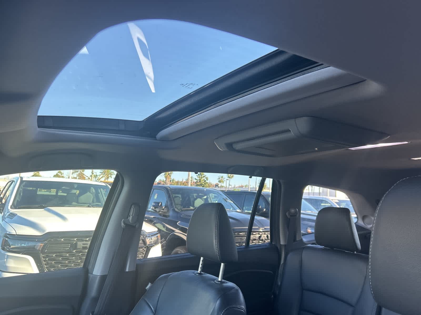 Thumbnail: 2016 Honda Pilot - 21