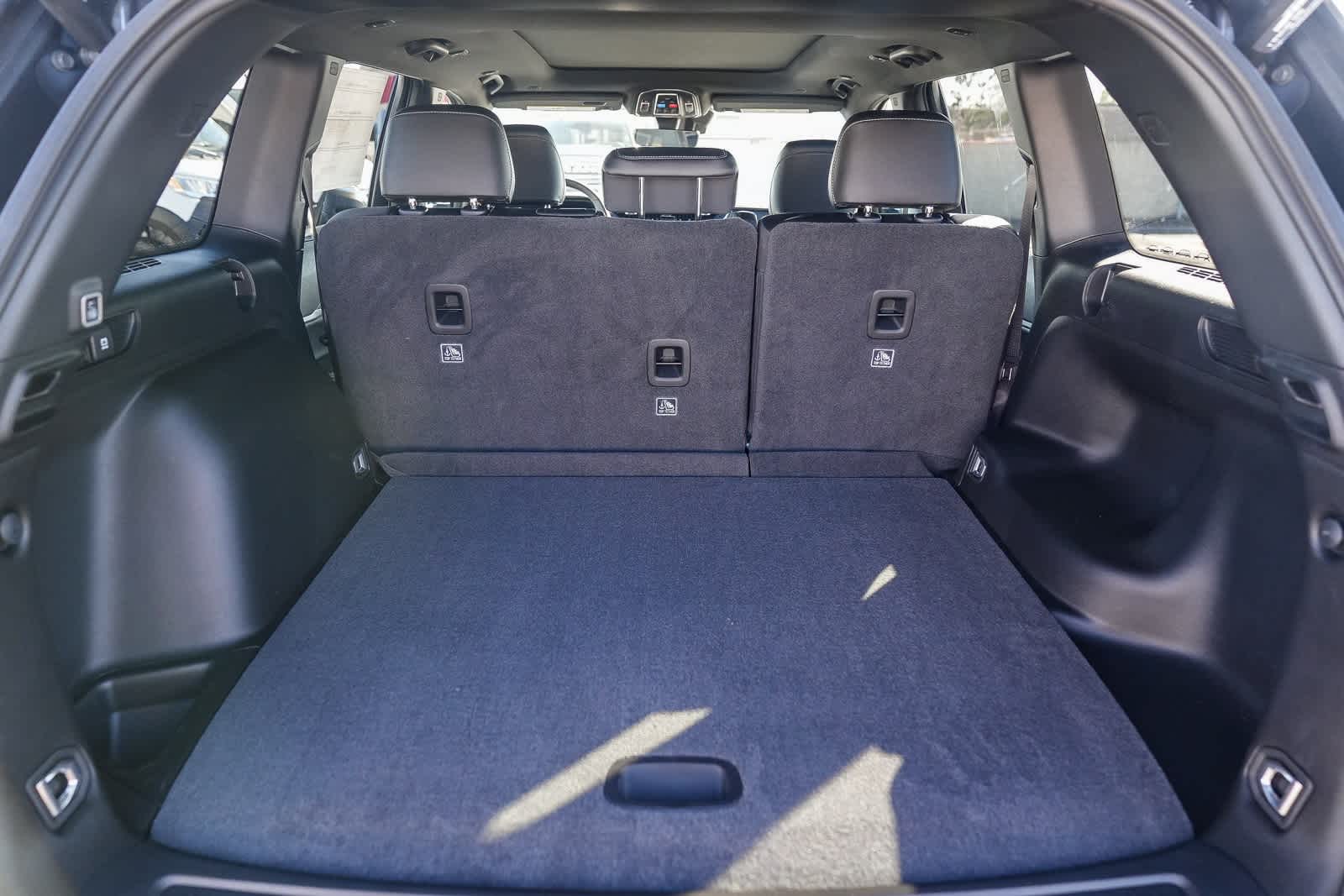 Thumbnail: 2025 Jeep Grand Cherokee - 11