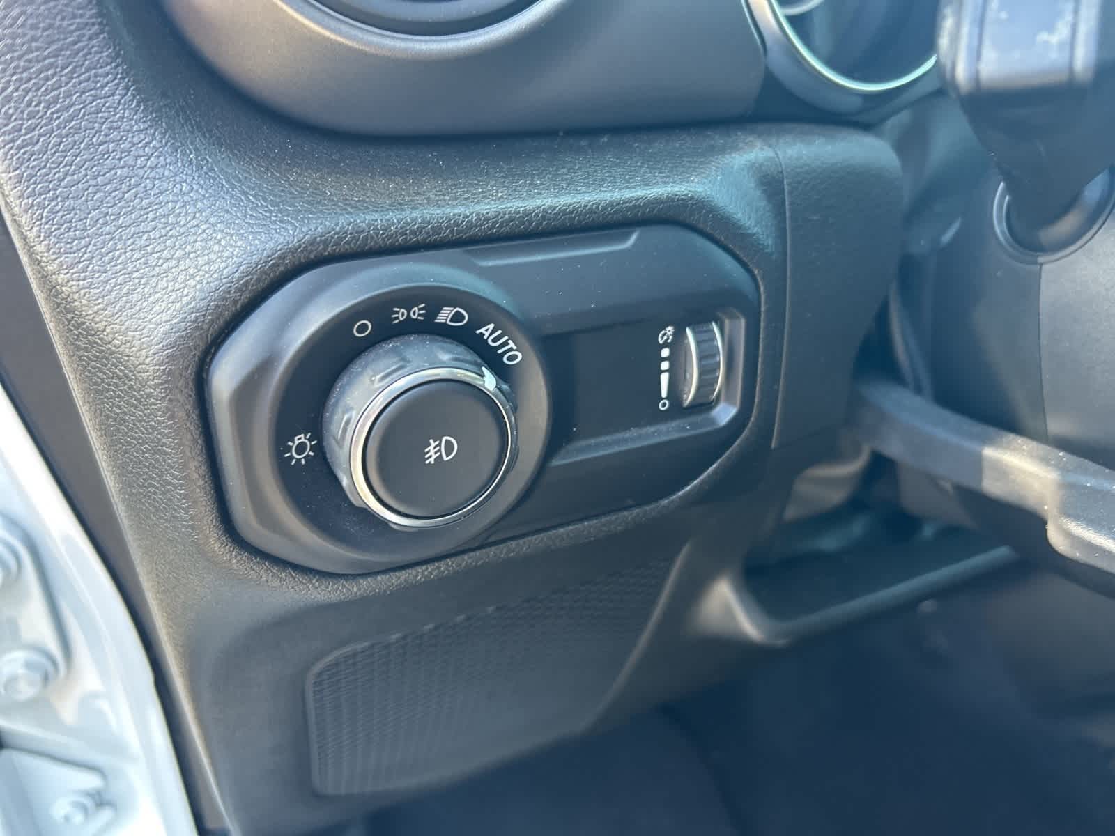 Thumbnail: 2023 Jeep Wrangler - 23