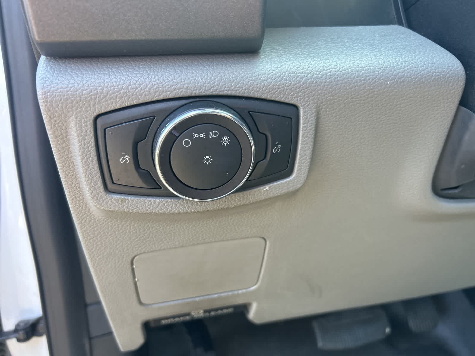 Thumbnail: 2019 Ford F-550 - 32
