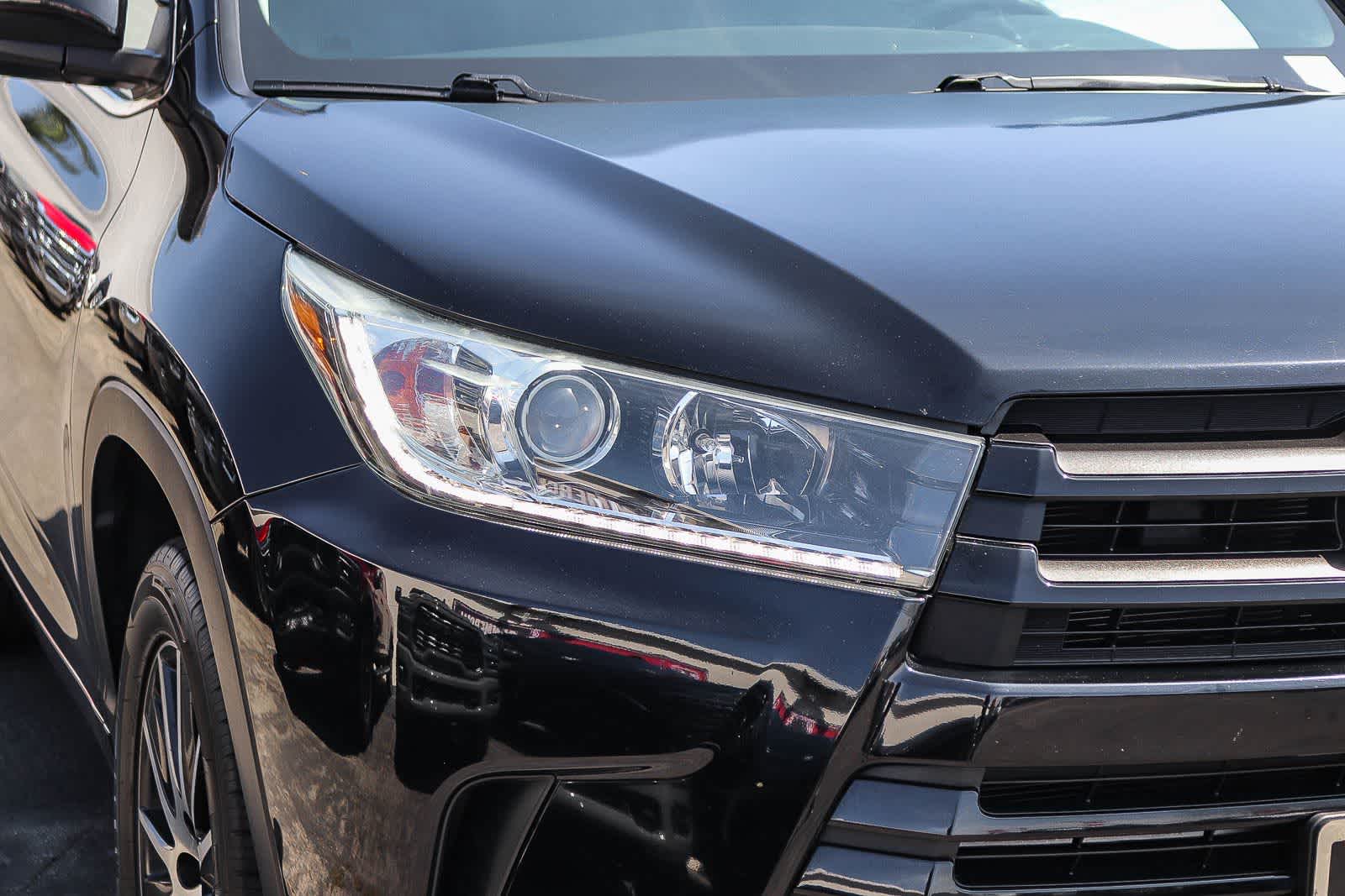 Thumbnail: 2018 Toyota Highlander - 7