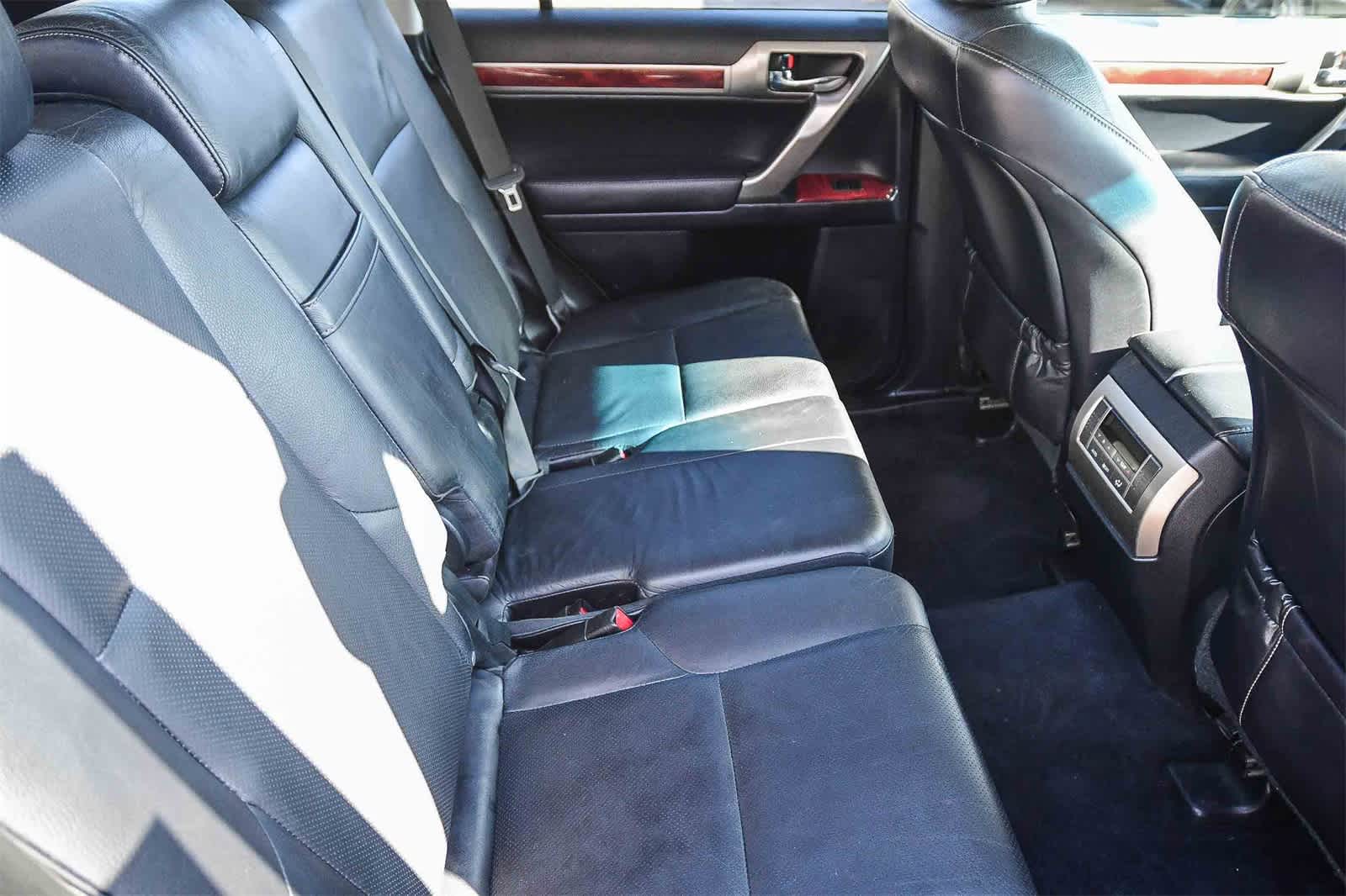 Thumbnail: 2013 Lexus GX - 16