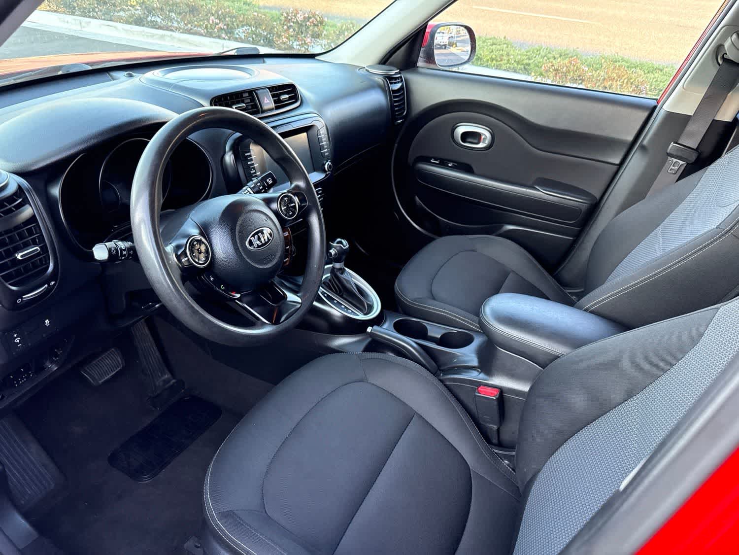 Thumbnail: 2018 Kia Soul - 25