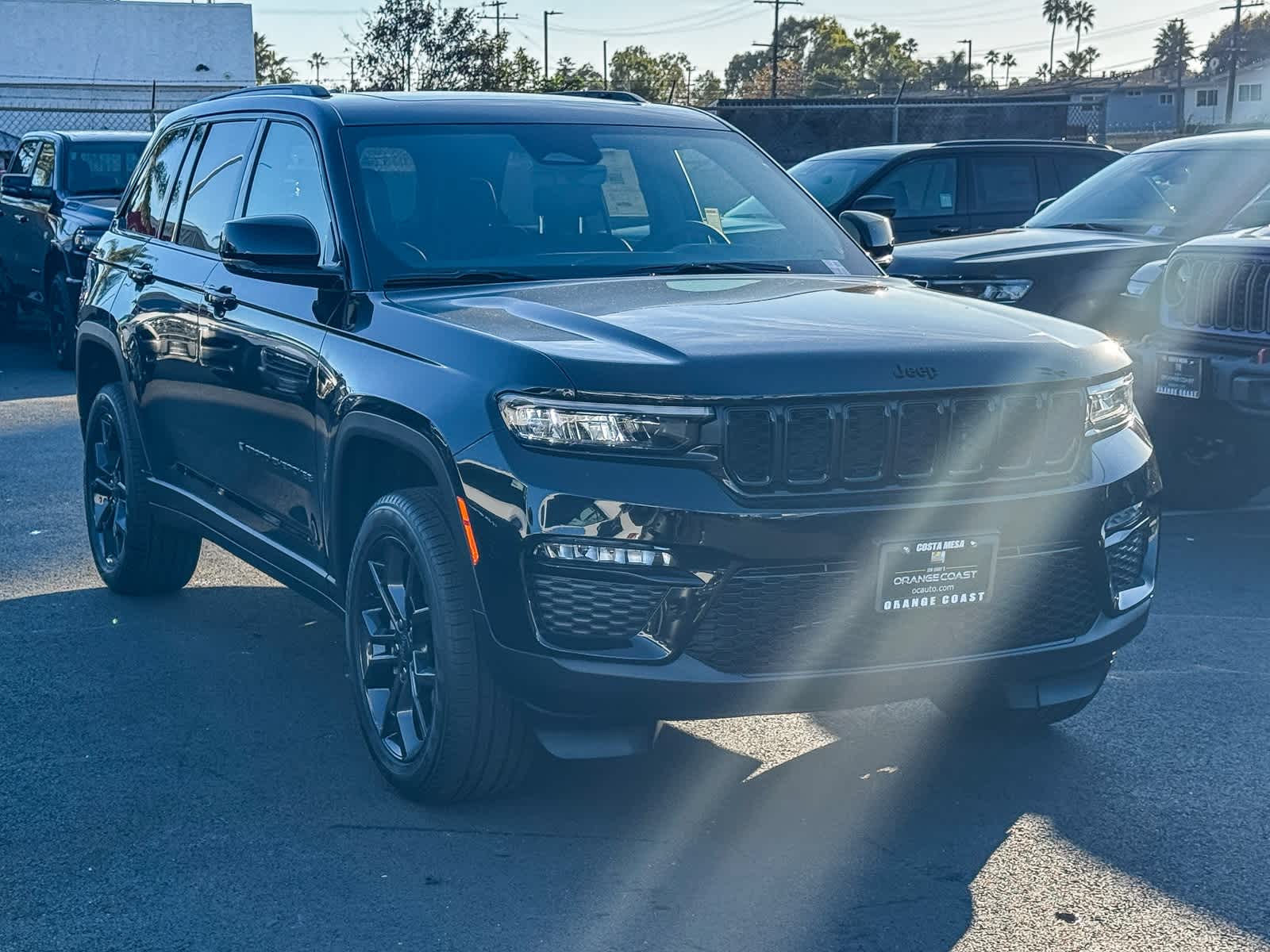 Thumbnail: 2025 Jeep Grand Cherokee - 3