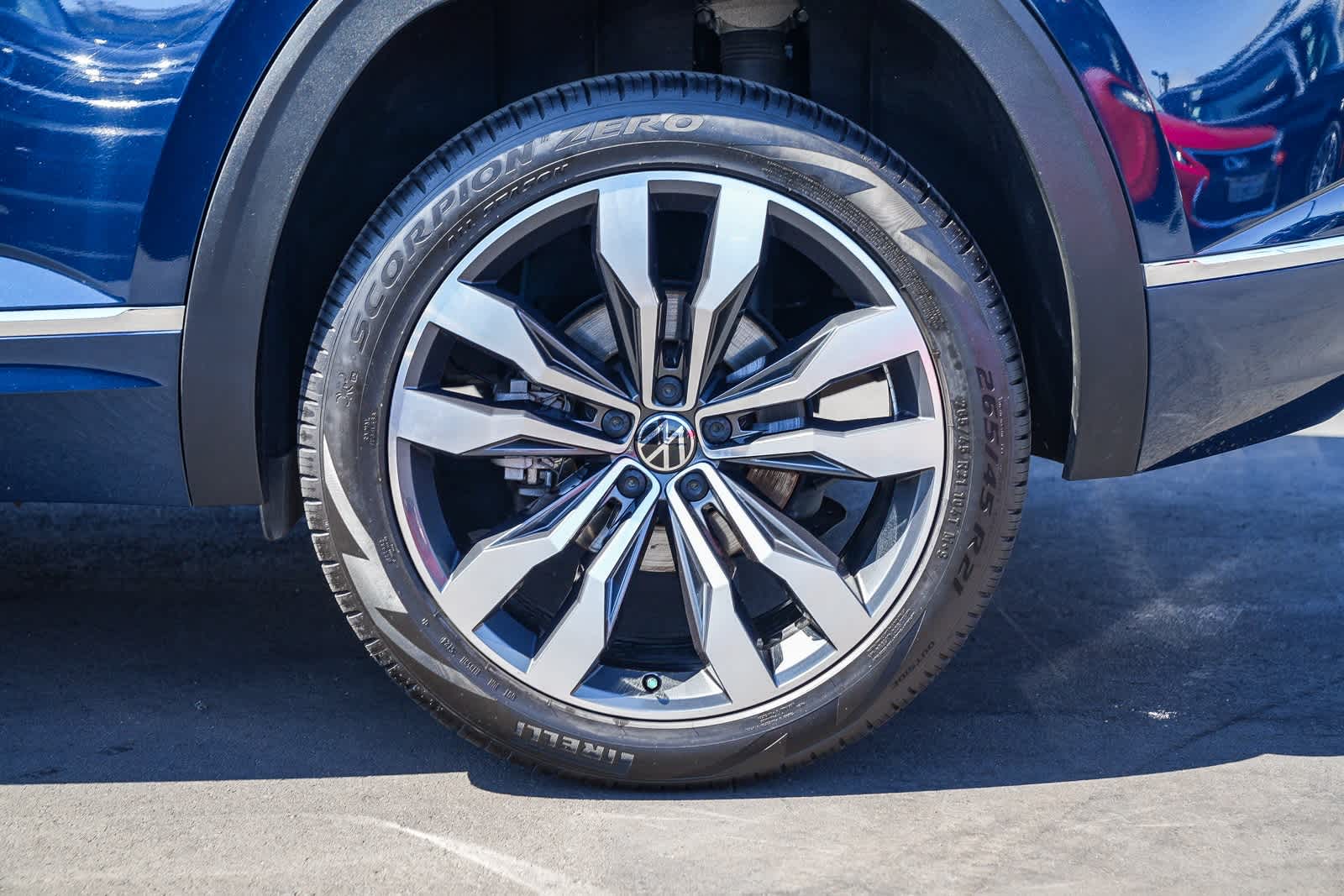 Thumbnail: 2021 Volkswagen Atlas - 9