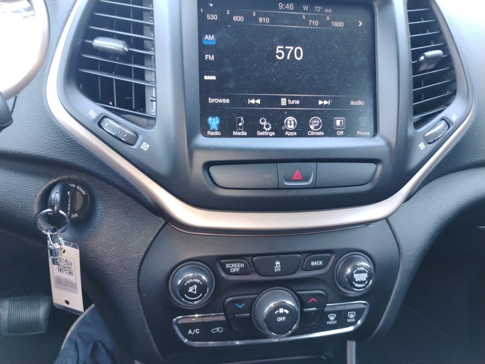 Thumbnail: 2016 Jeep Cherokee - 6