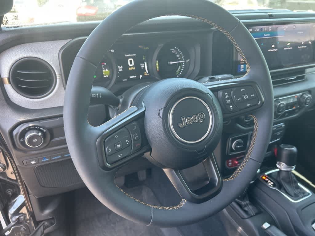 Thumbnail: 2024 Jeep Wrangler - 37