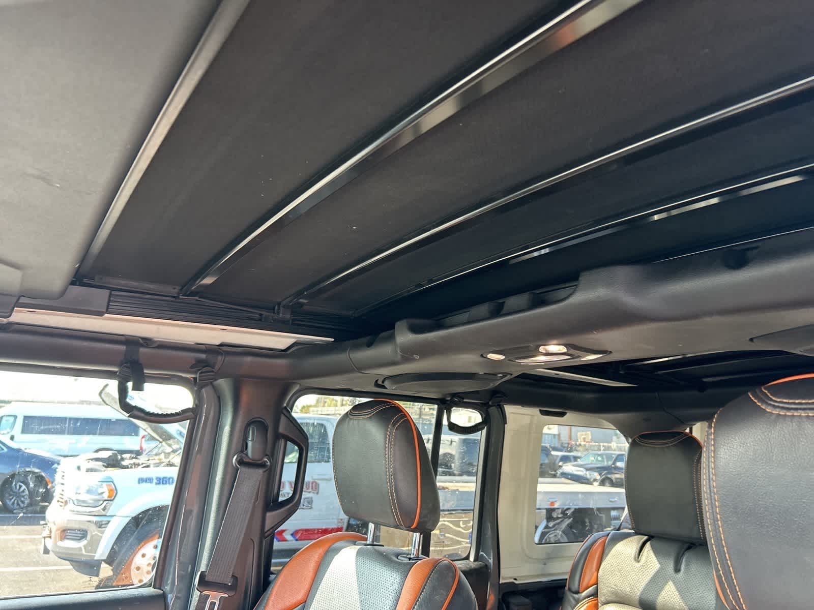 Thumbnail: 2020 Jeep Wrangler - 24