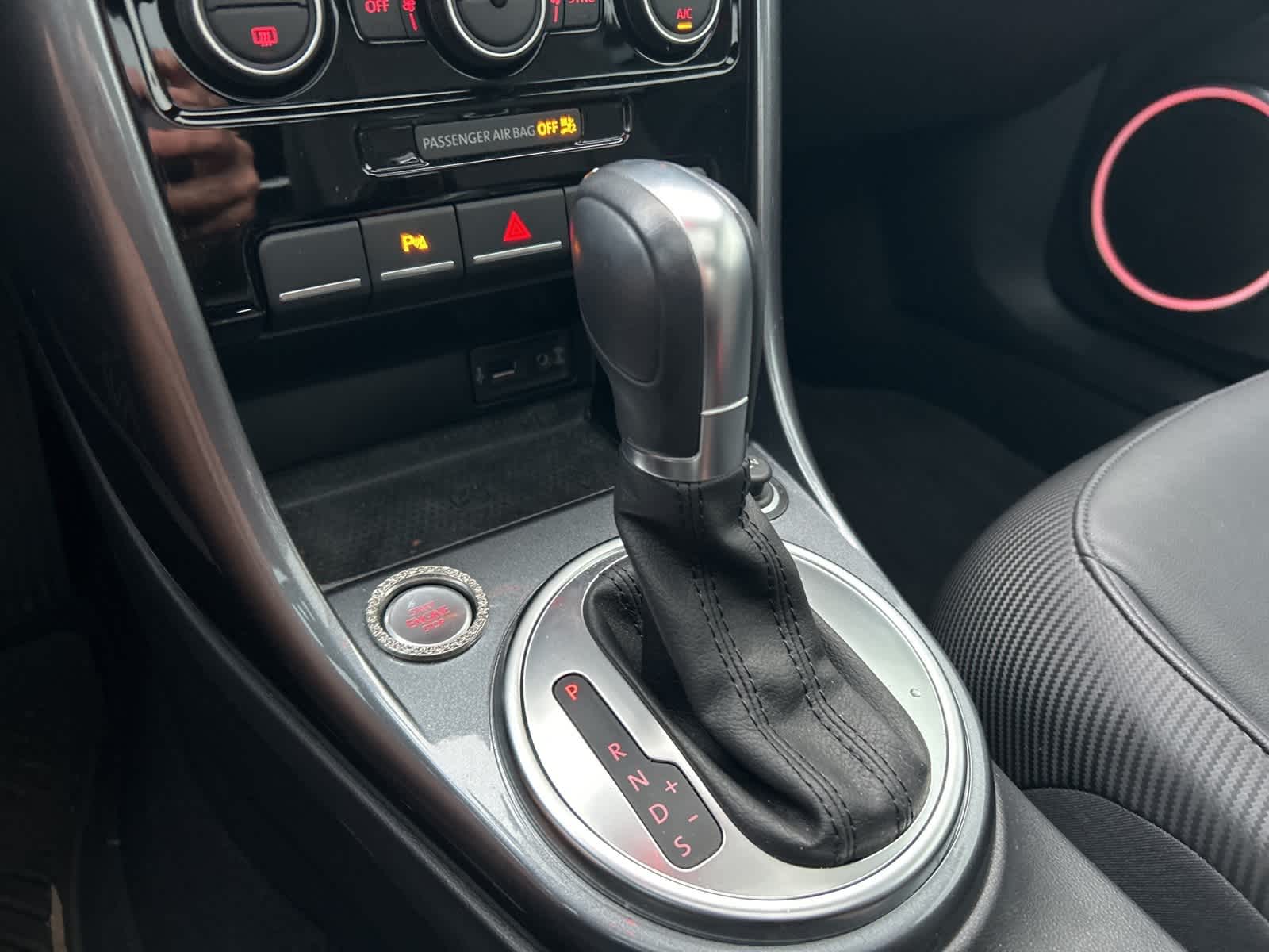 Thumbnail: 2019 Volkswagen Beetle - 33
