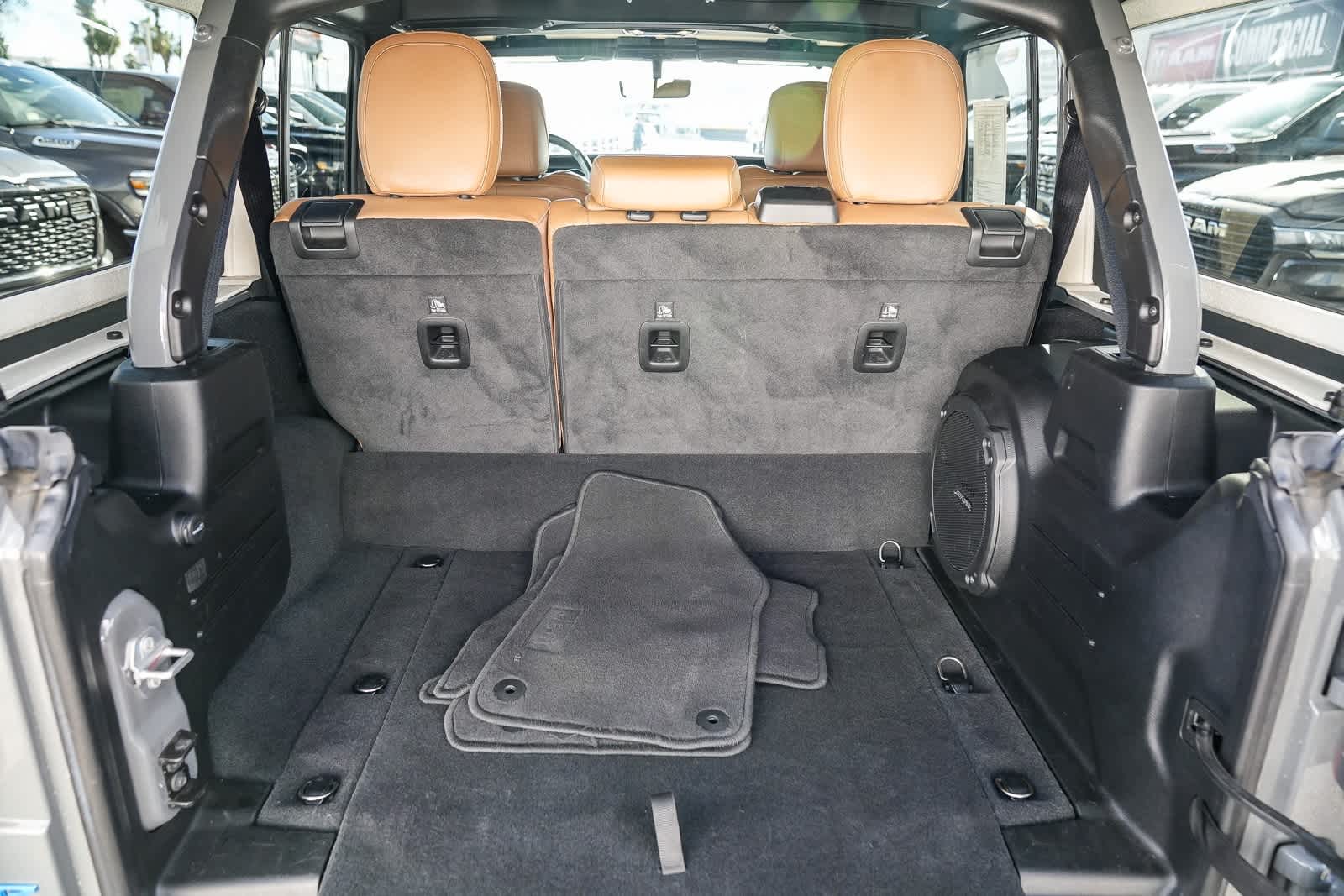 Thumbnail: 2023 Jeep Wrangler - 24