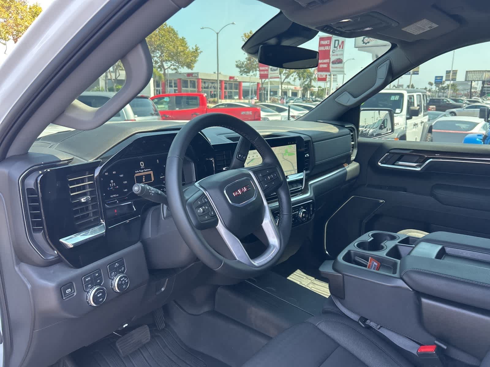 Thumbnail: 2024 GMC Sierra 1500 - 25