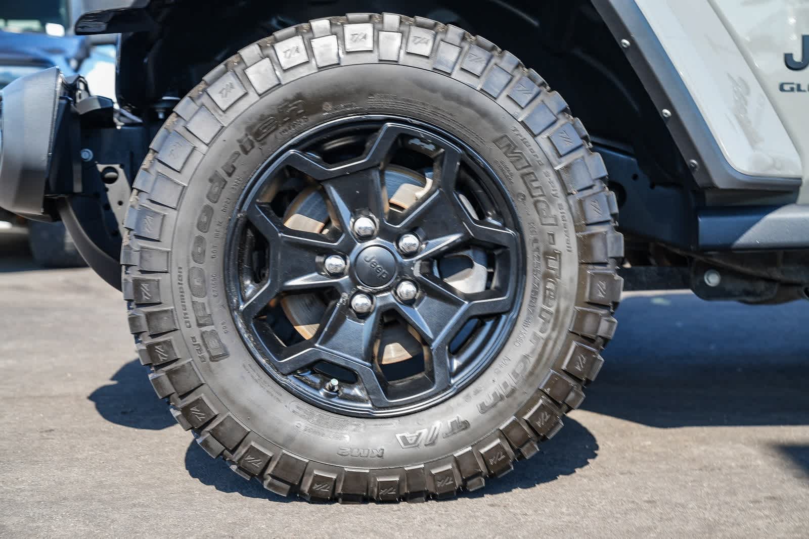 Thumbnail: 2021 Jeep Gladiator - 9