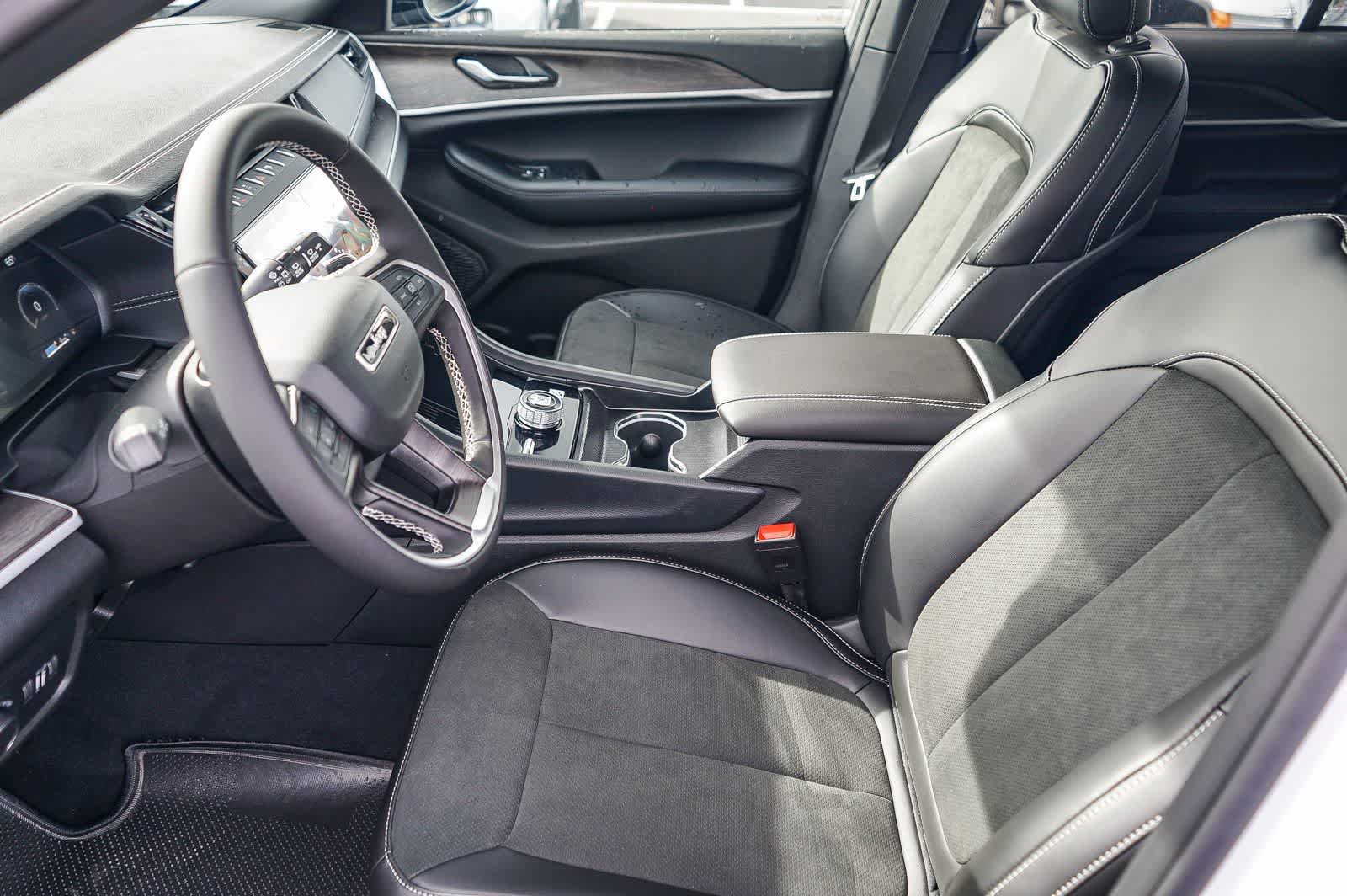 Thumbnail: 2026 Jeep Grand Cherokee - 19