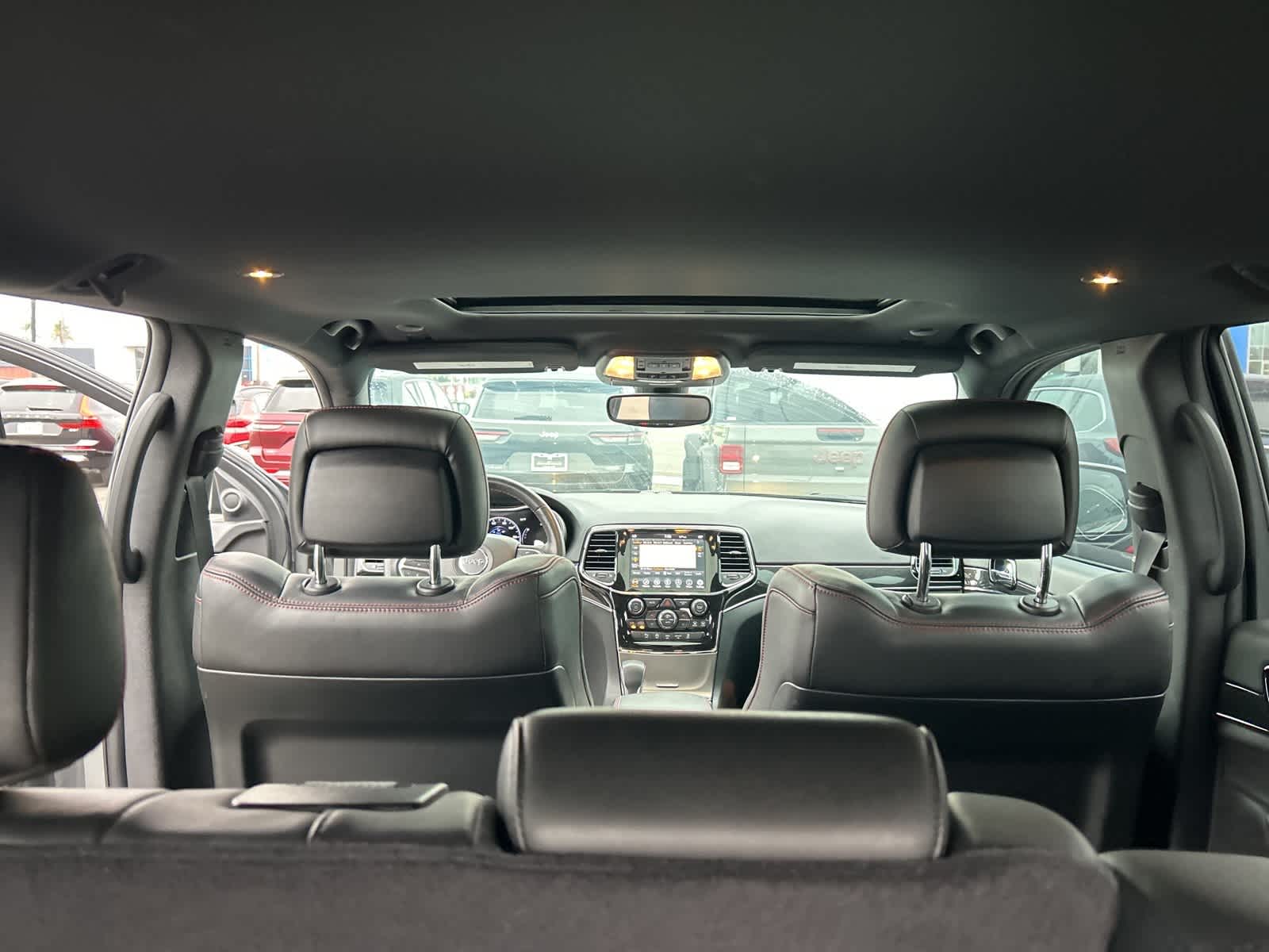 Thumbnail: 2021 Jeep Grand Cherokee - 34