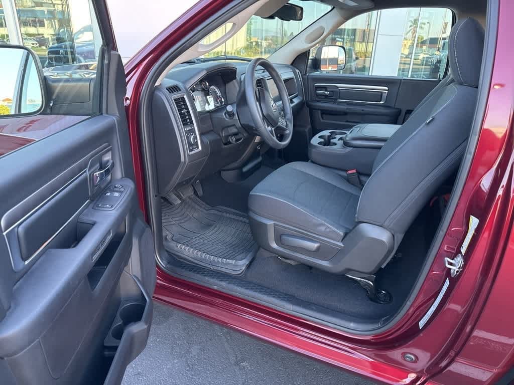 Thumbnail: 2022 RAM 1500 Classic - 7