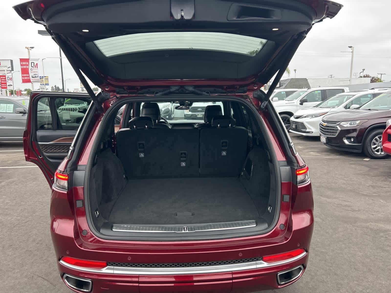 Thumbnail: 2022 Jeep Grand Cherokee - 26