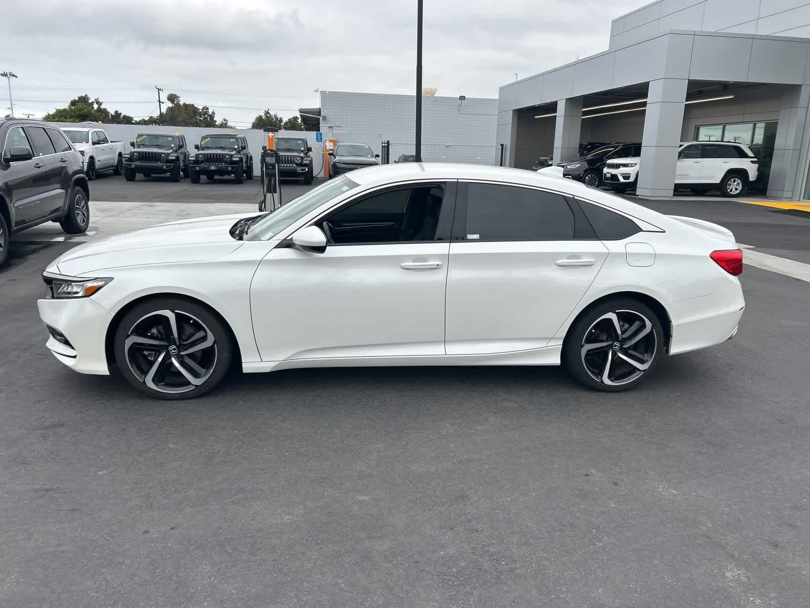 Thumbnail: 2018 Honda Accord - 3